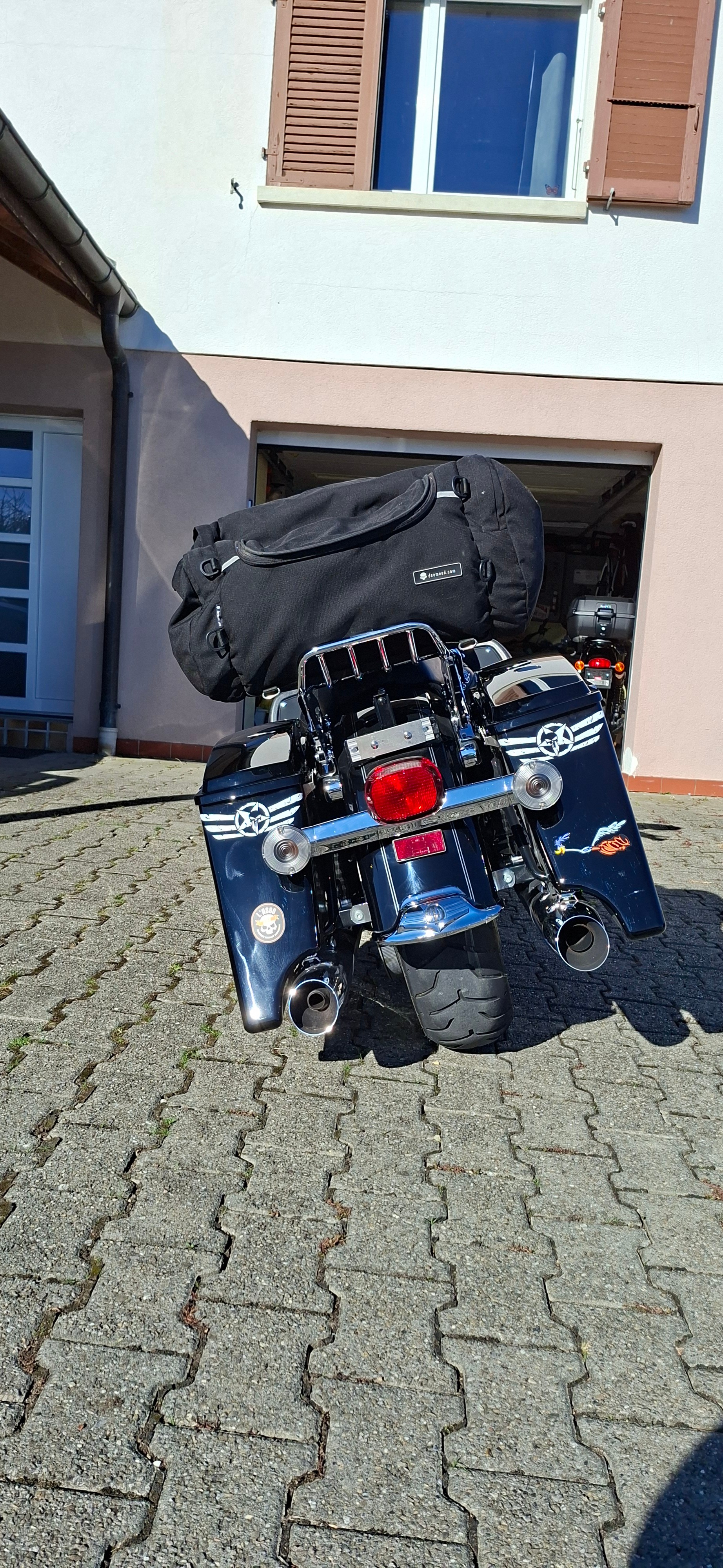 HARLEY-DAVIDSON FLHRC Road King Classic ABS-image-4