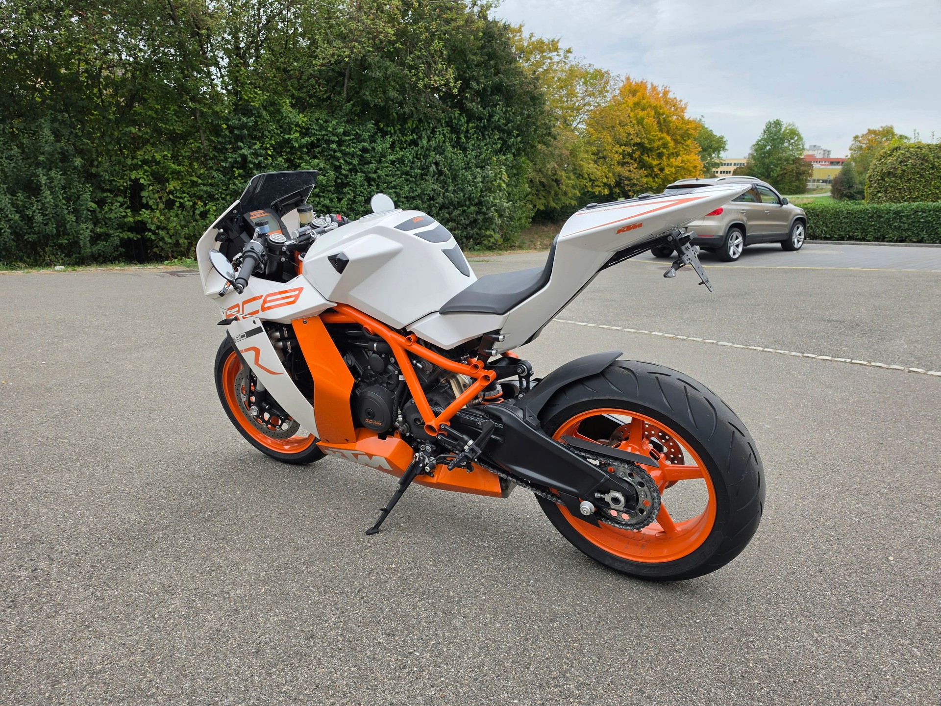 KTM 1190 RC8 R-image-3