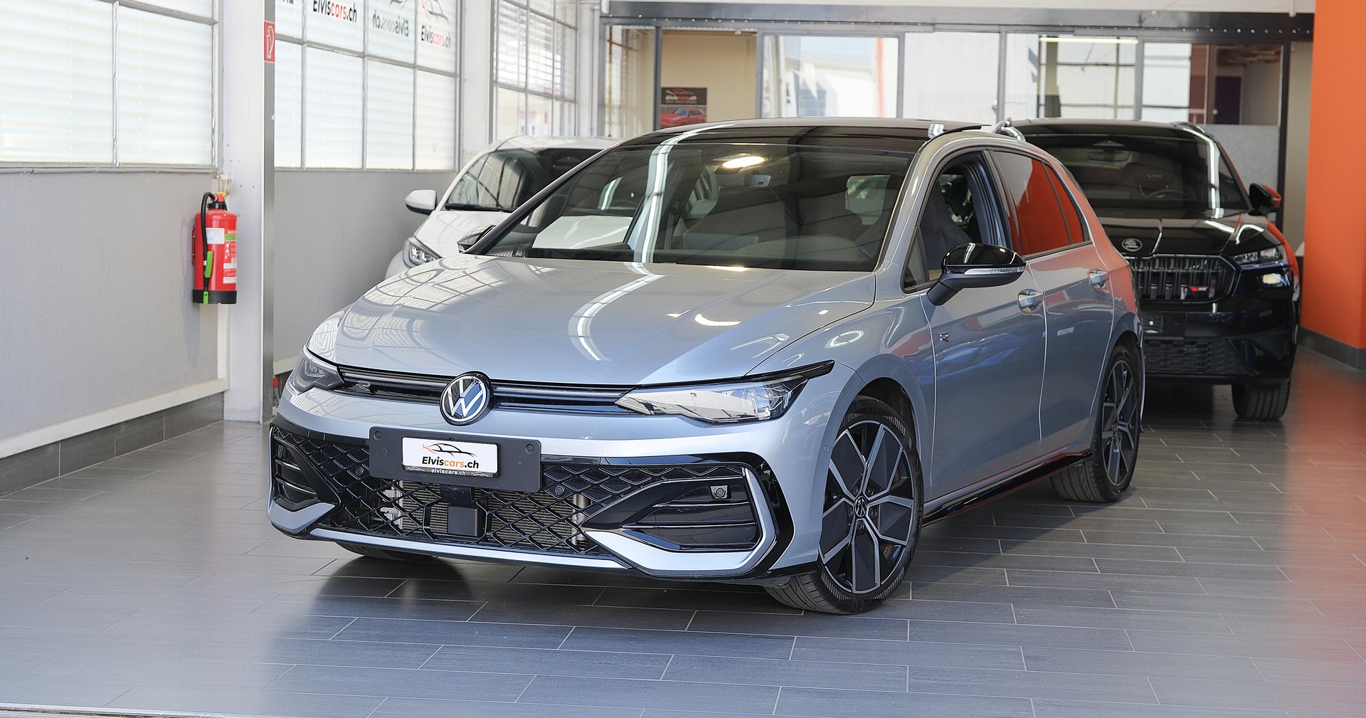 VW Golf 1.5 e TSI mHEV R-Line DSG " Black Style "