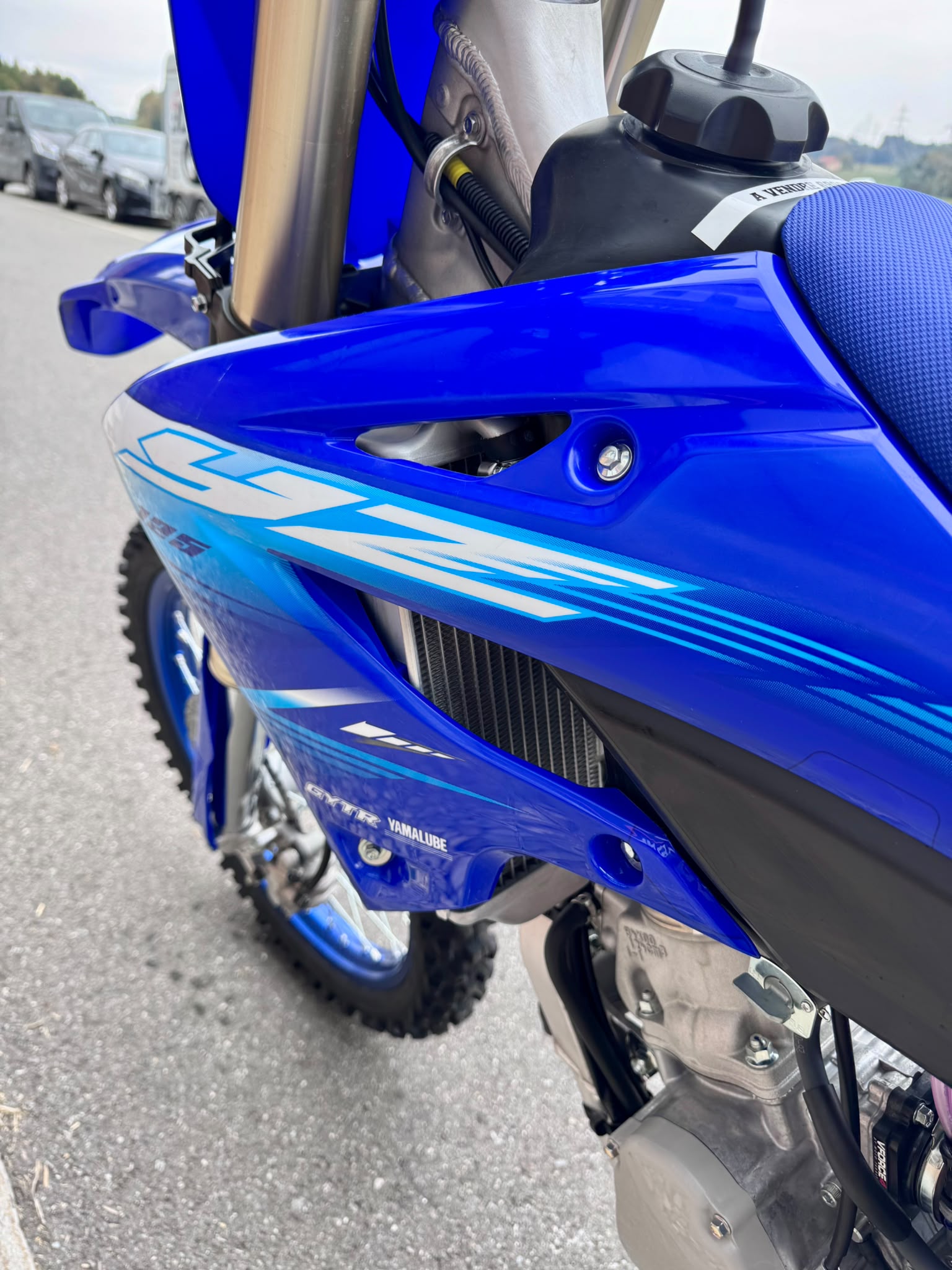 YAMAHA YZ 125-image-10