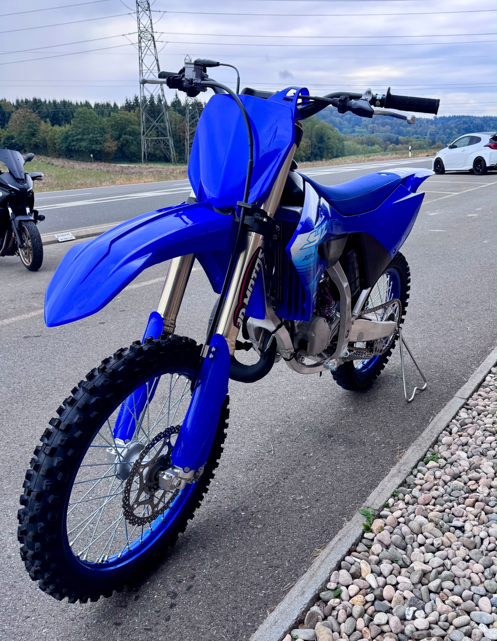 YAMAHA YZ 125-image-11