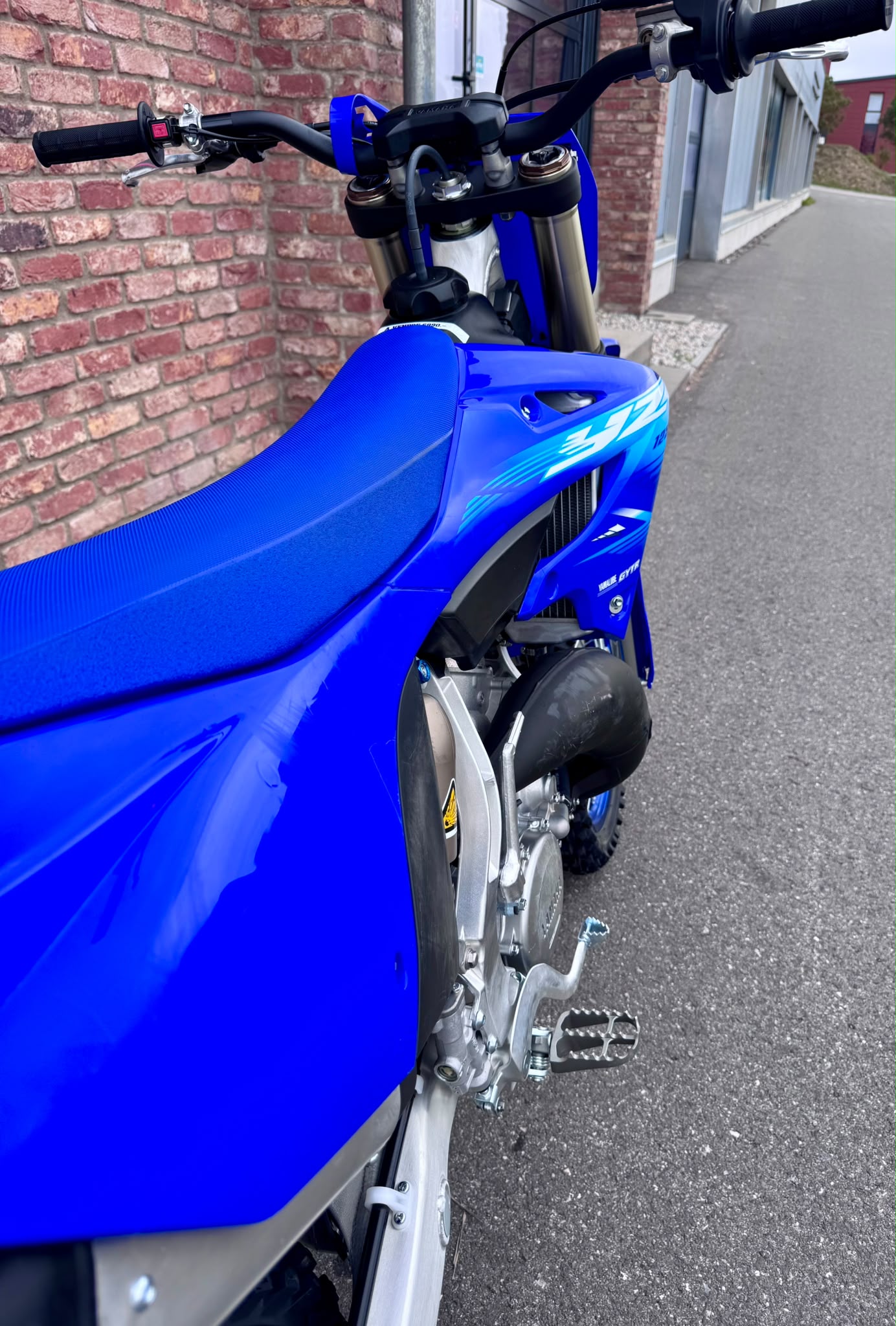 YAMAHA YZ 125-image-5