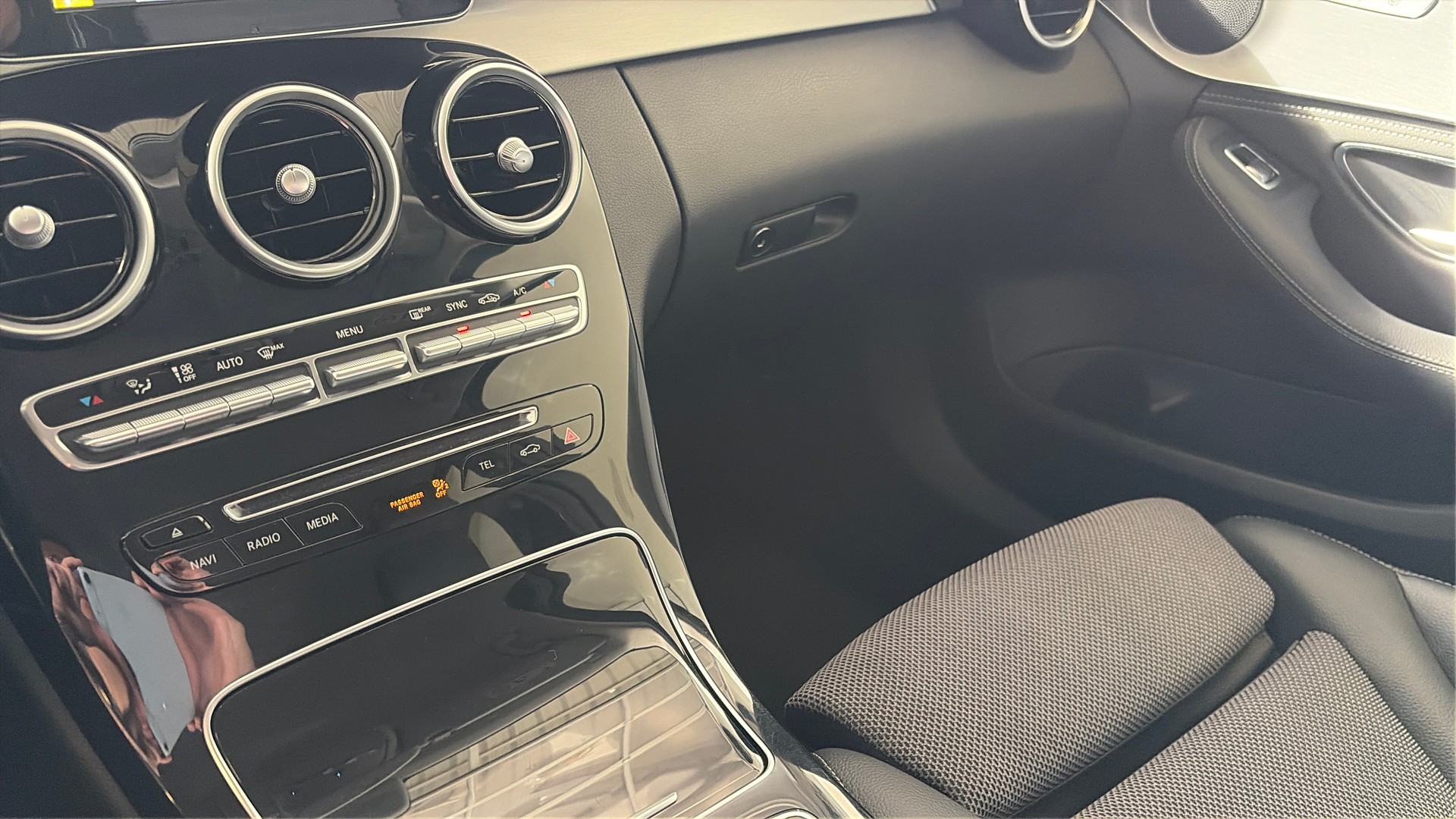 MERCEDES-BENZ C 180 7G-Tronic-image-11