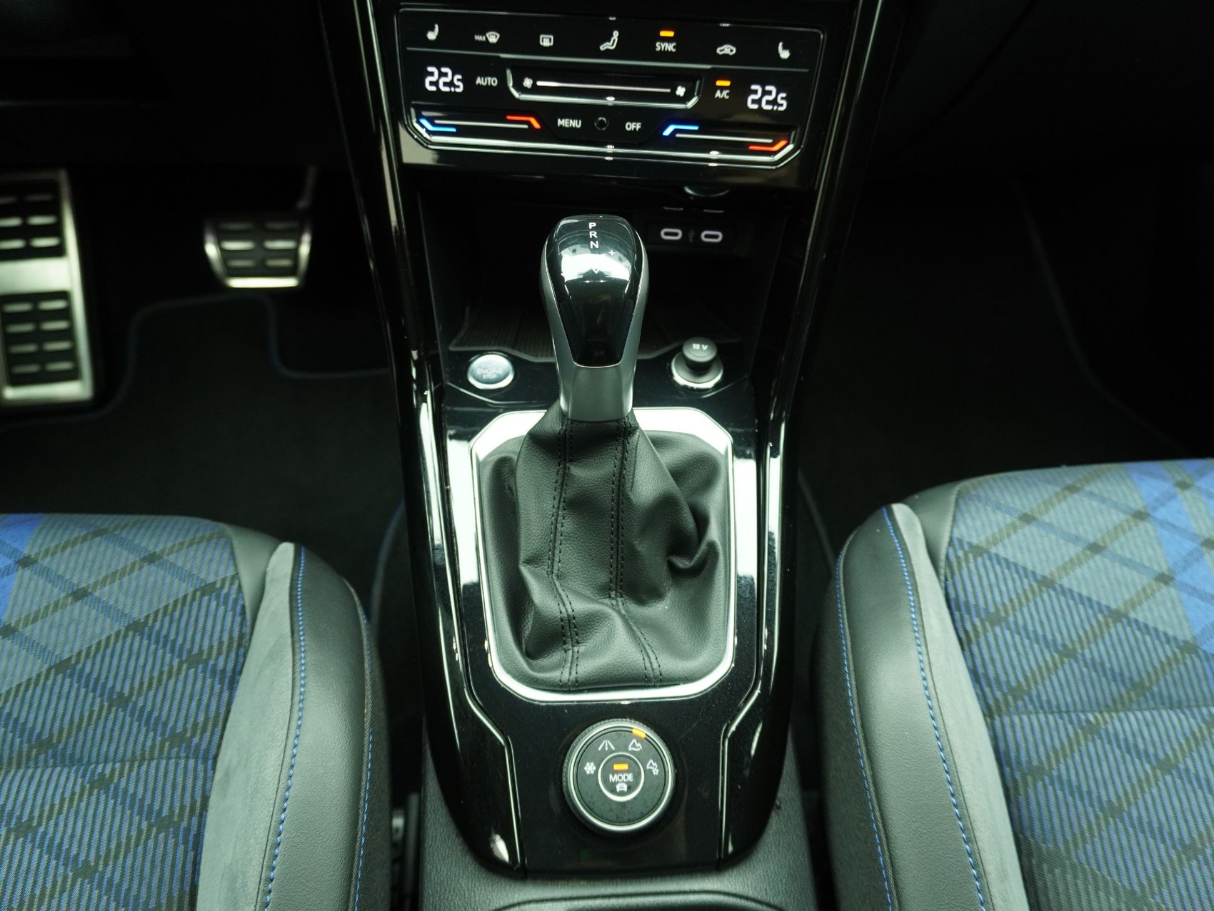 VW T-Roc 2.0 TSI DSG R Black Style 4Motion-image-15