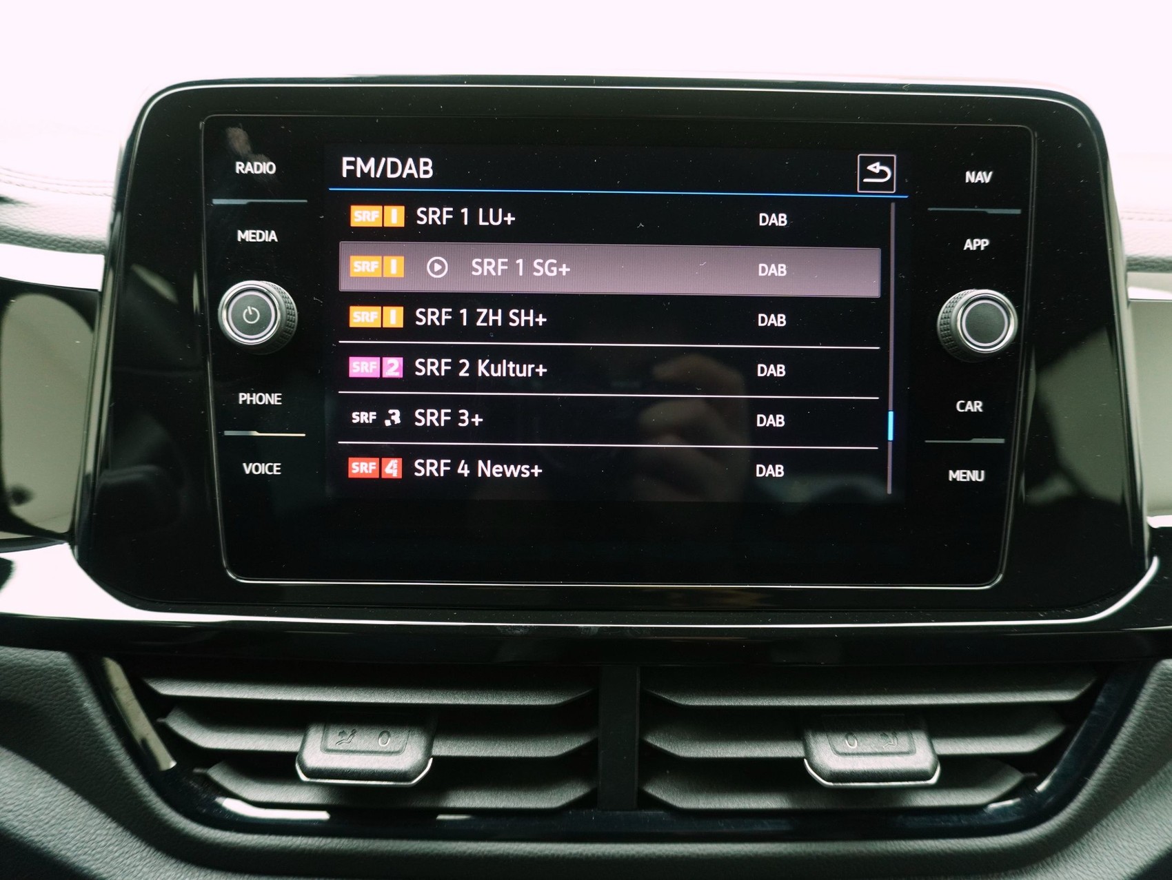 VW T-Roc 2.0 TSI DSG R Black Style 4Motion-image-18
