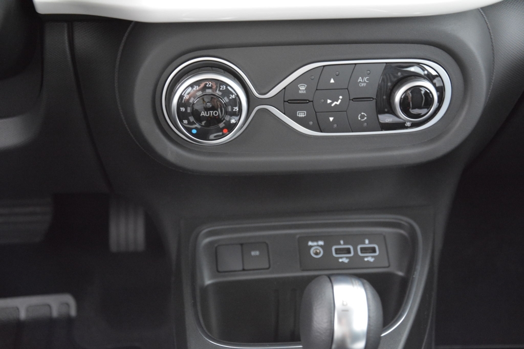 RENAULT Twingo Electric Techno *Aktion* Faltdach-image-21