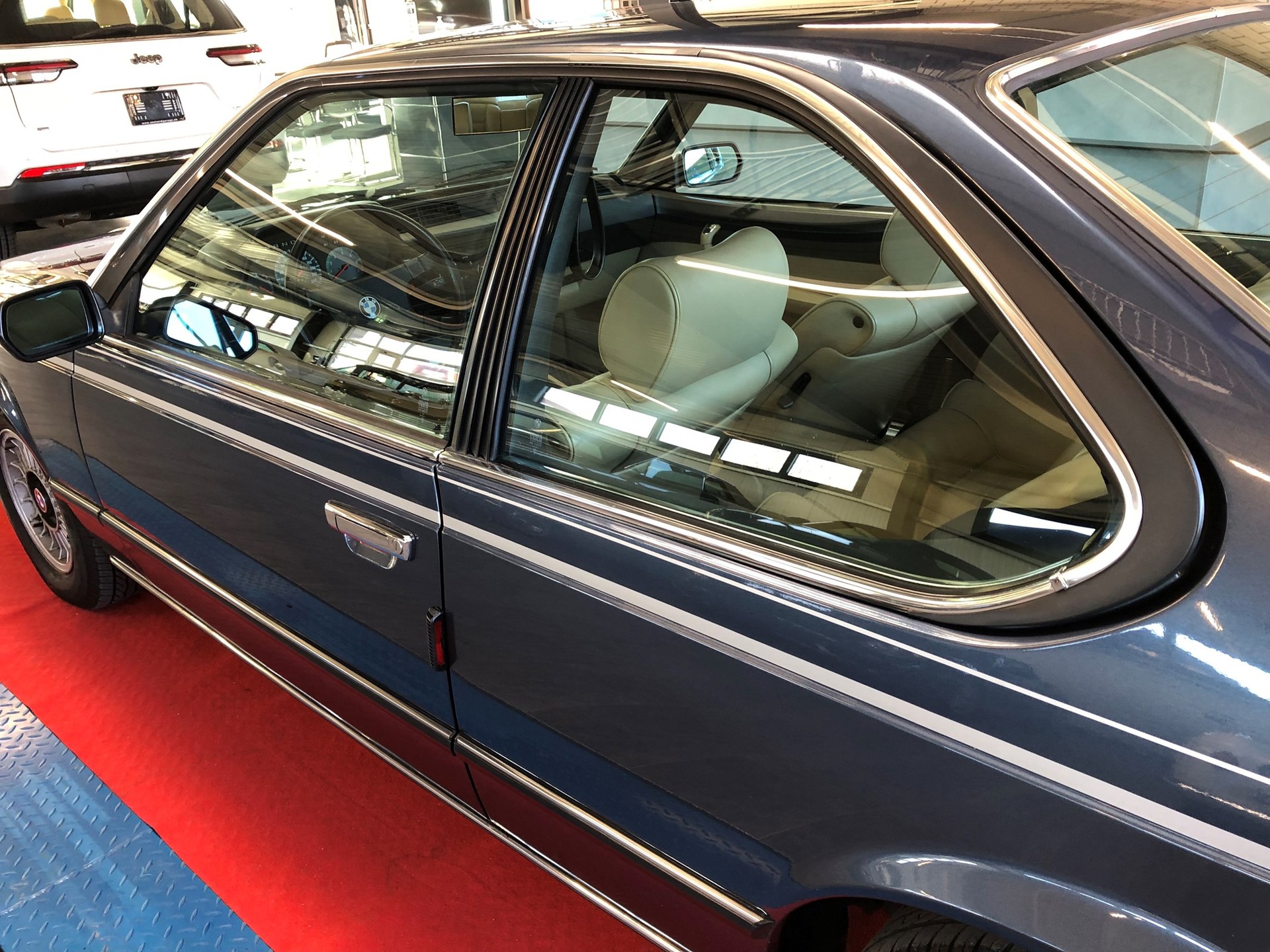 BMW 633 CSI-image-18