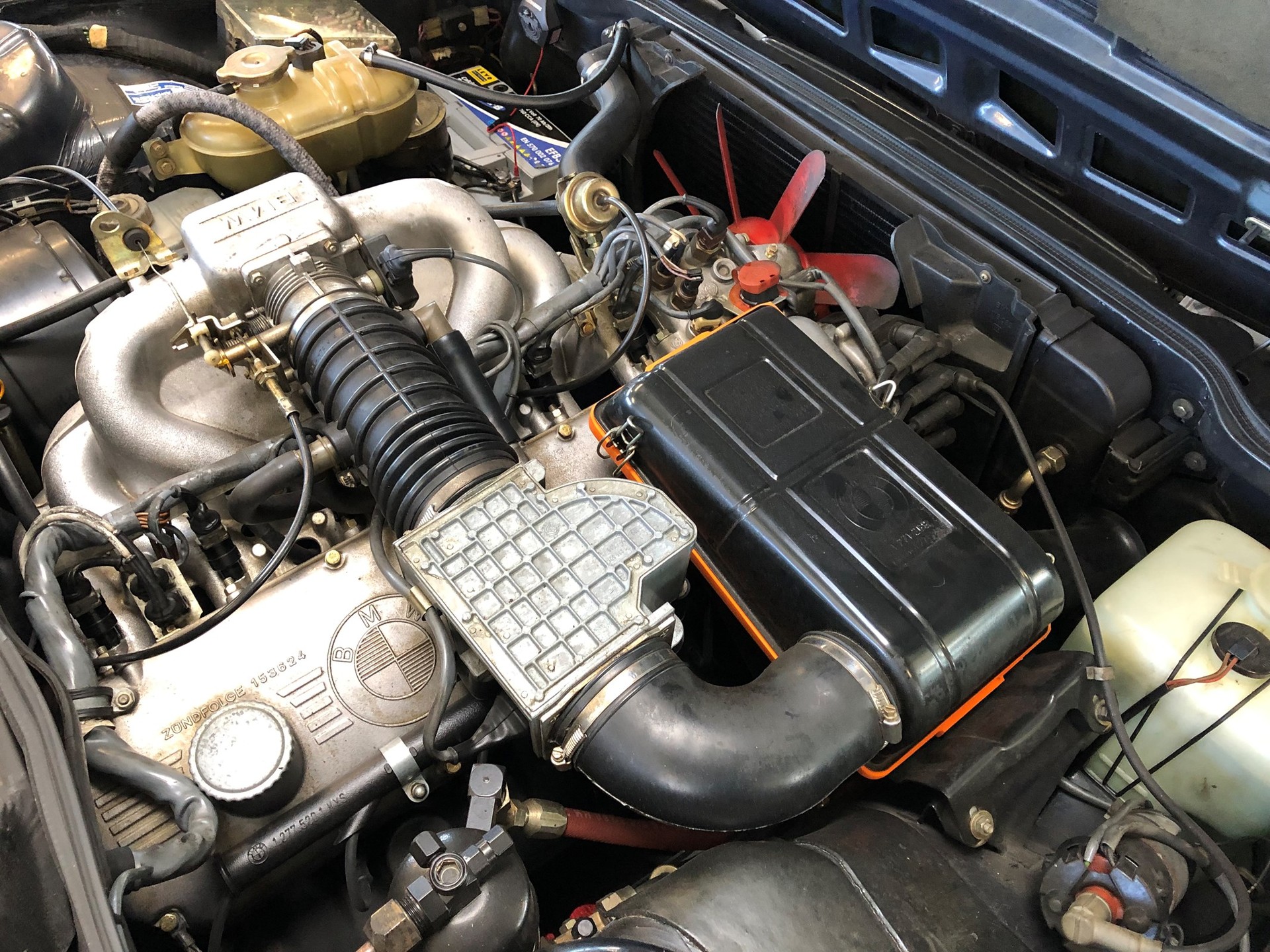 BMW 633 CSI-image-25
