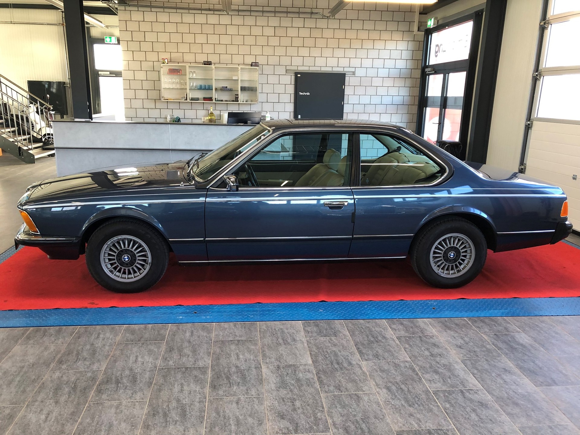 BMW 633 CSI-image-5