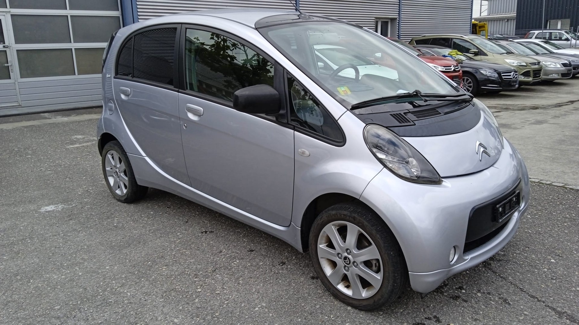 CITROEN C-Zero Attraction-image-3