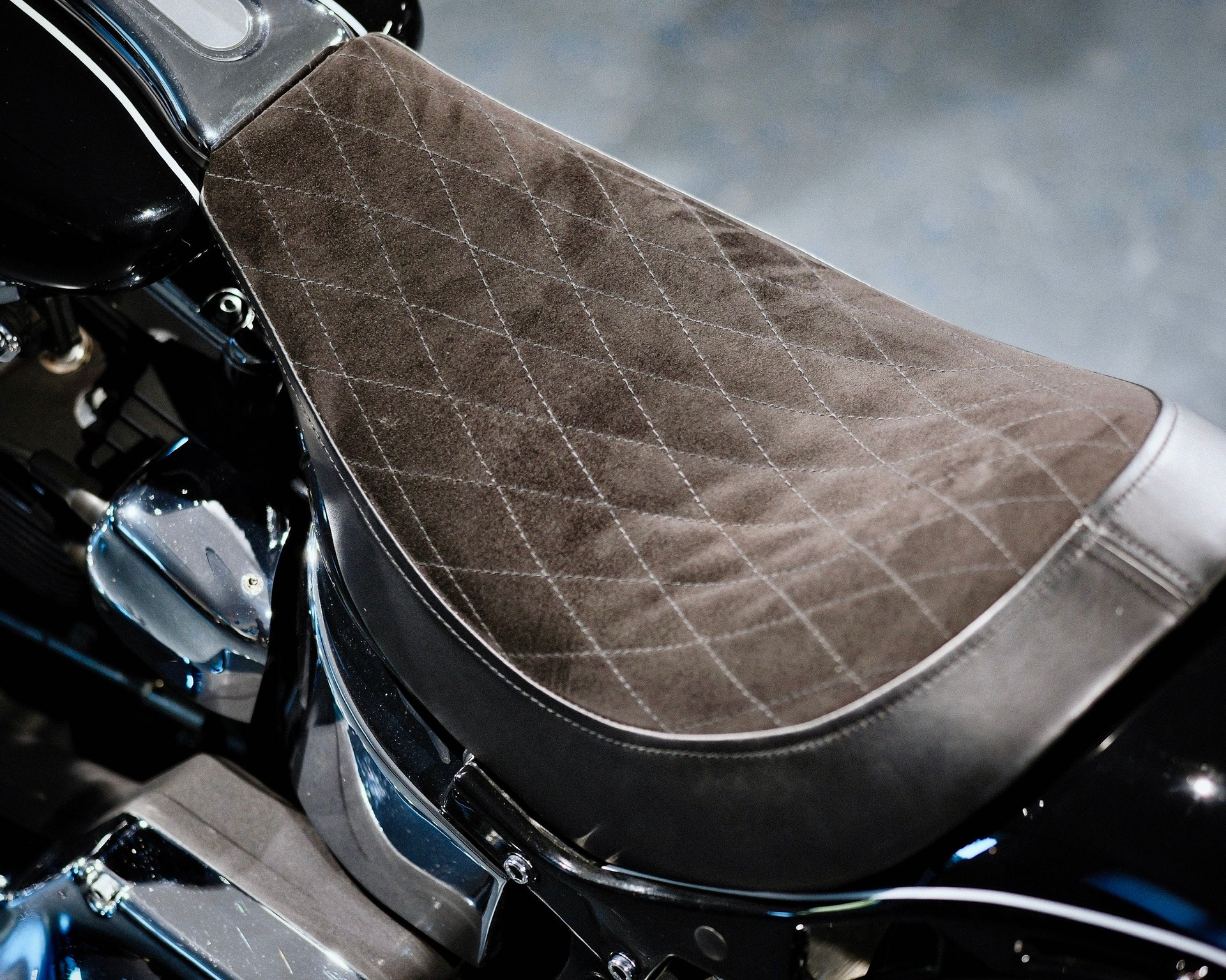 HARLEY-DAVIDSON FXSTD Deuce-image-13