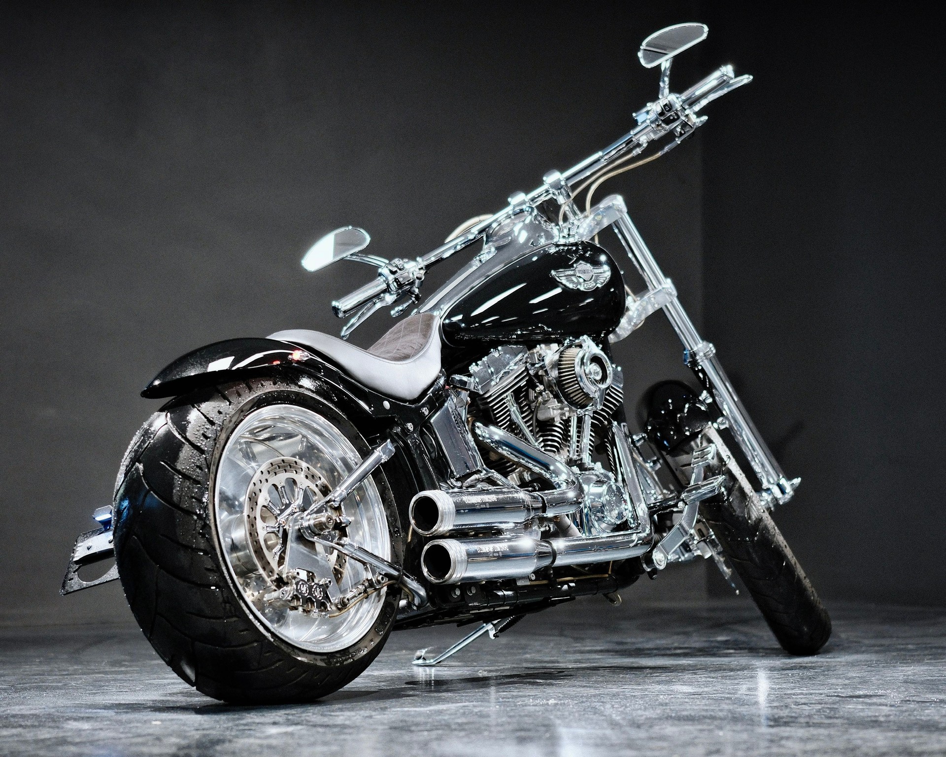 HARLEY-DAVIDSON FXSTD Deuce-image-2