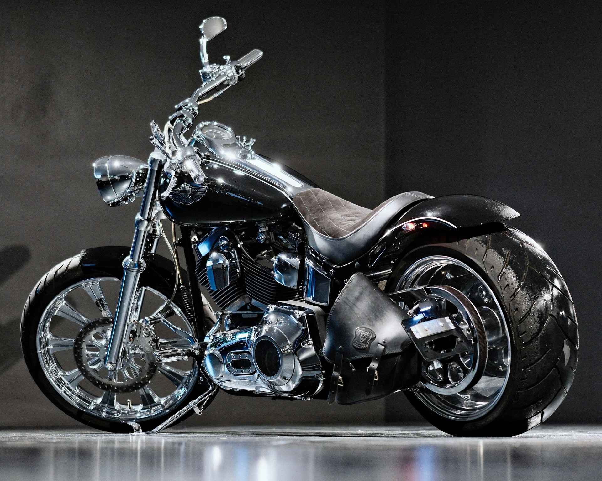HARLEY-DAVIDSON FXSTD Deuce-image-3