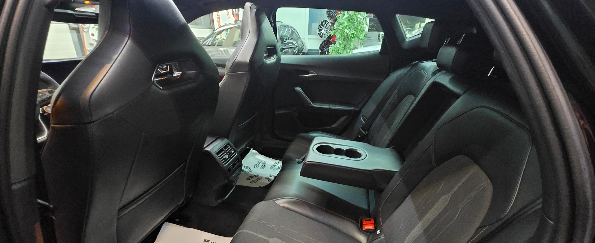 CUPRA Formentor 2.0TSI VZ 4Drive DSG Primero-image-7