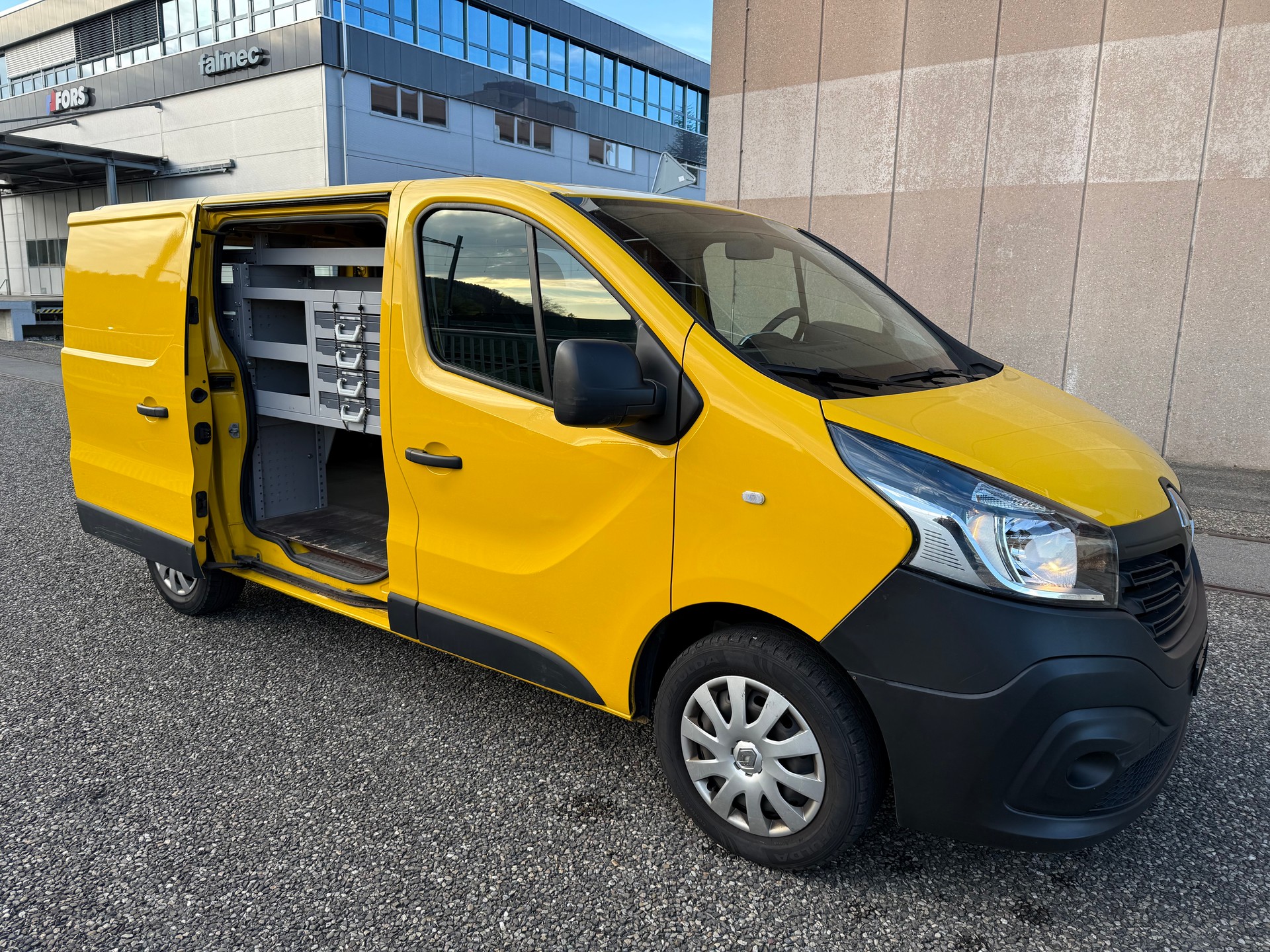 RENAULT Trafic 1.6 dCi 115 2.9t Business L1H1-image-3