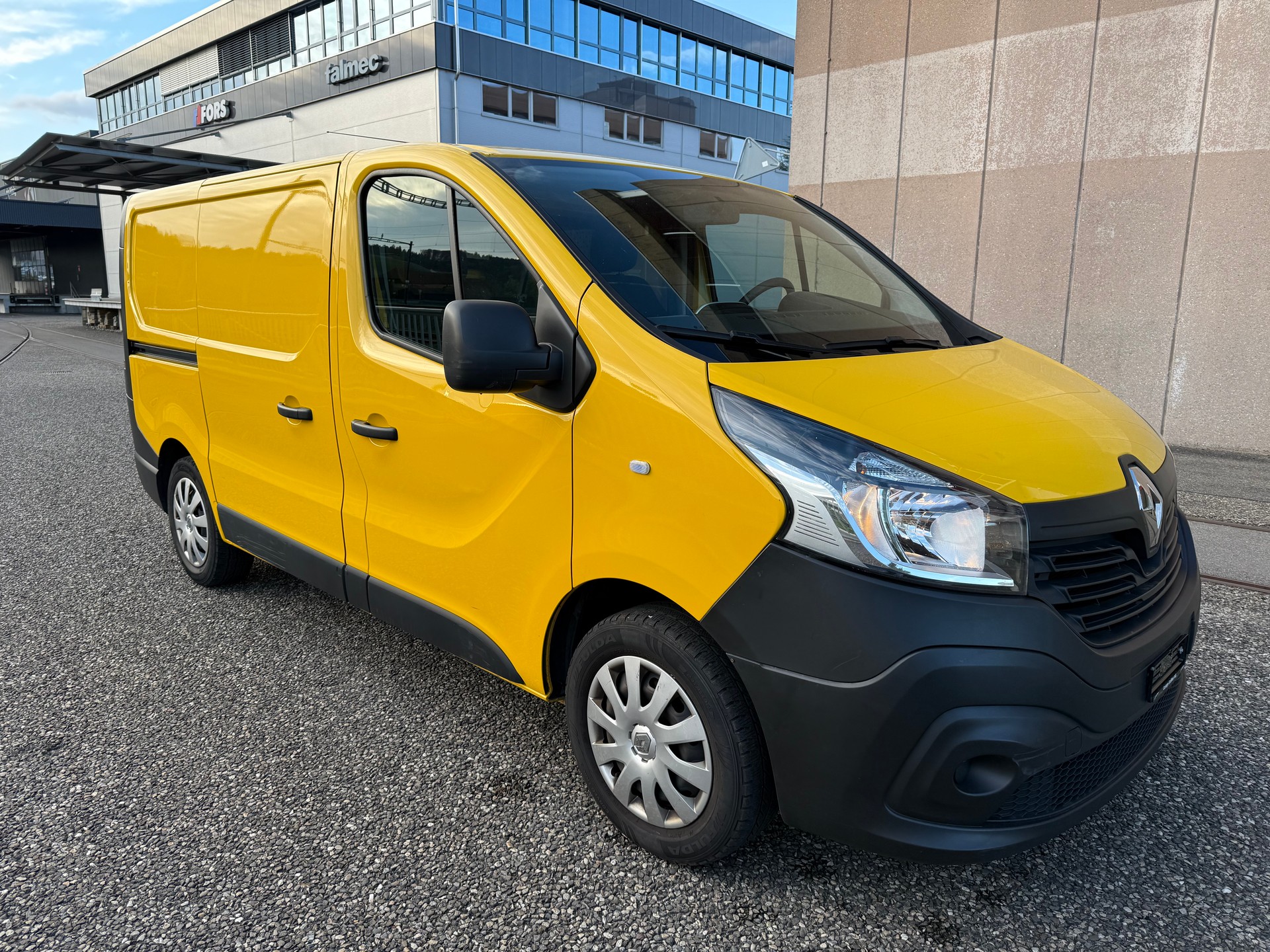 RENAULT Trafic 1.6 dCi 115 2.9t Business L1H1-image-1