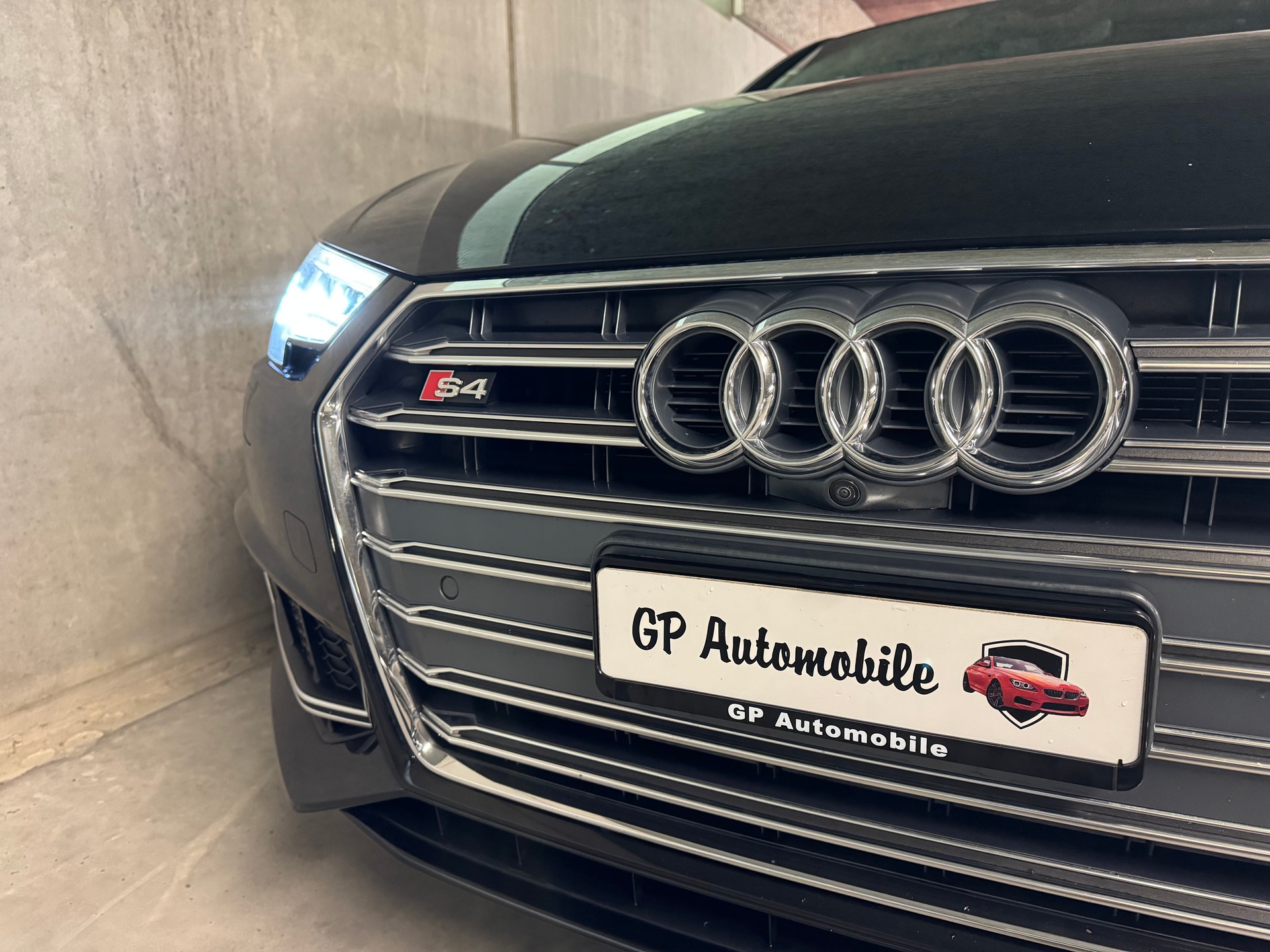 AUDI S4 Avant 3.0 TFSI quattro tiptronic-image-10