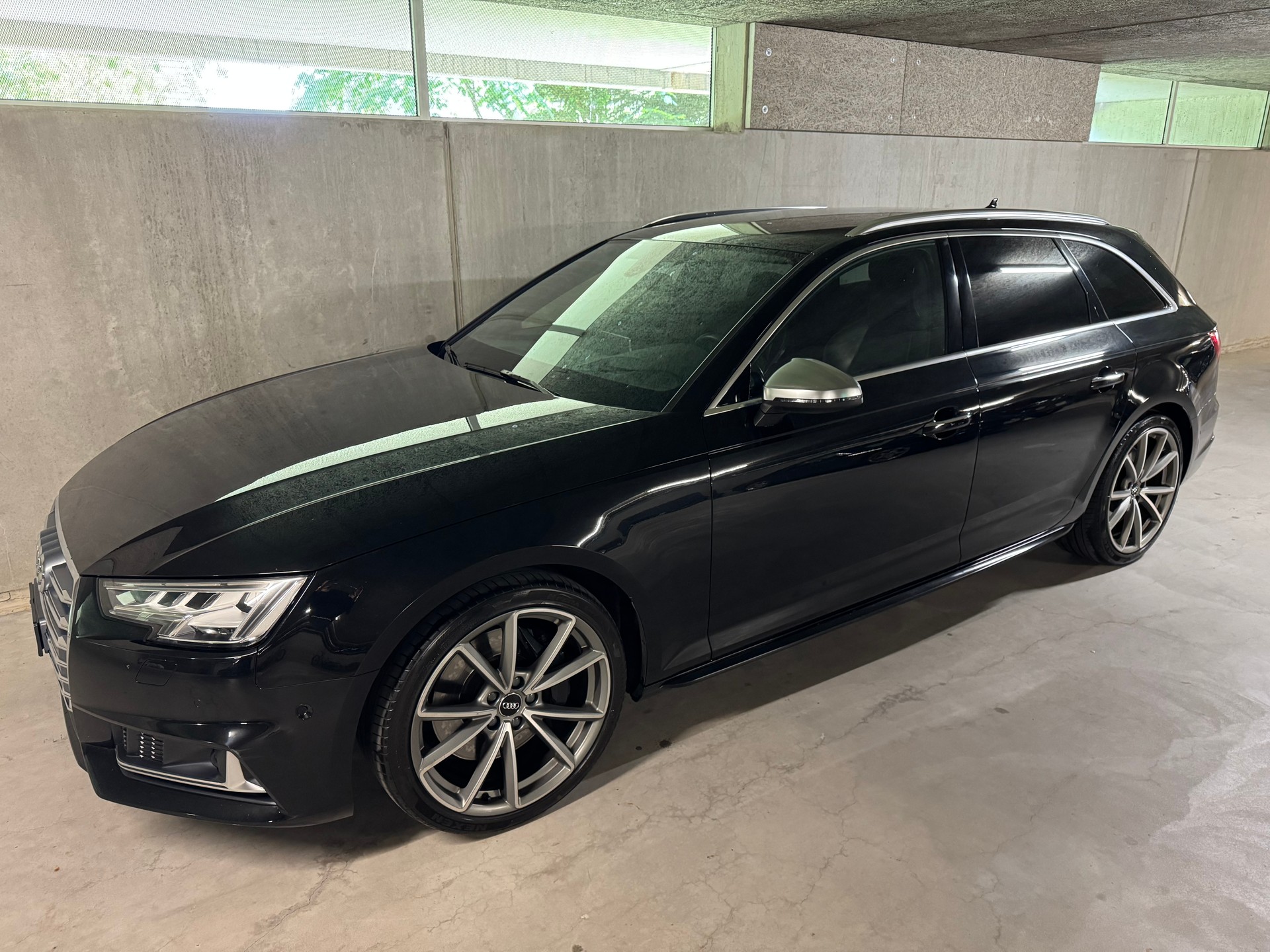 AUDI S4 Avant 3.0 TFSI quattro tiptronic