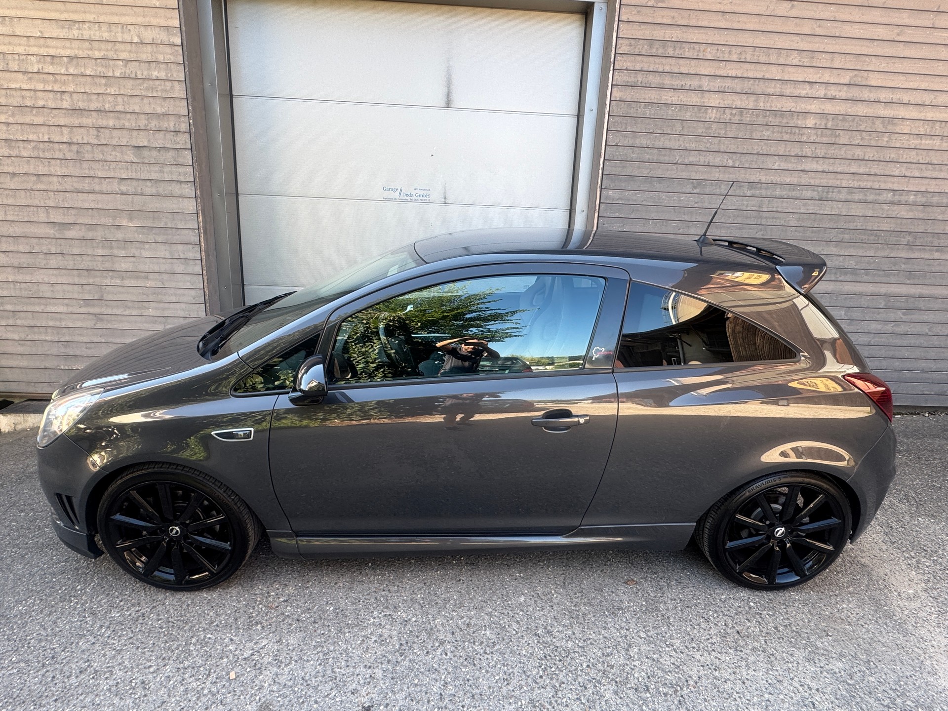 OPEL Corsa 1.6 Turbo OPC Nürburgring Edition-image-3
