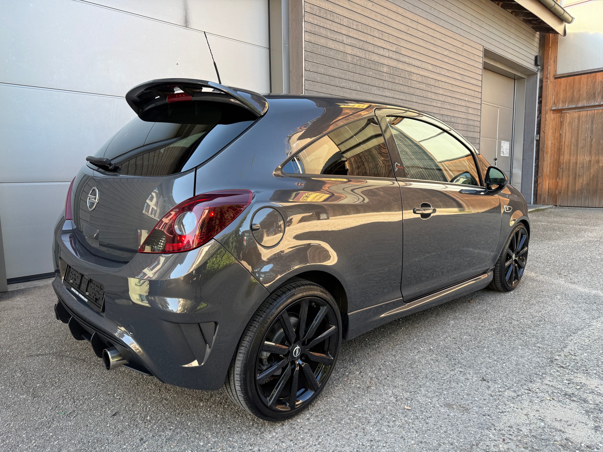 OPEL Corsa 1.6 Turbo OPC Nürburgring Edition-image-6