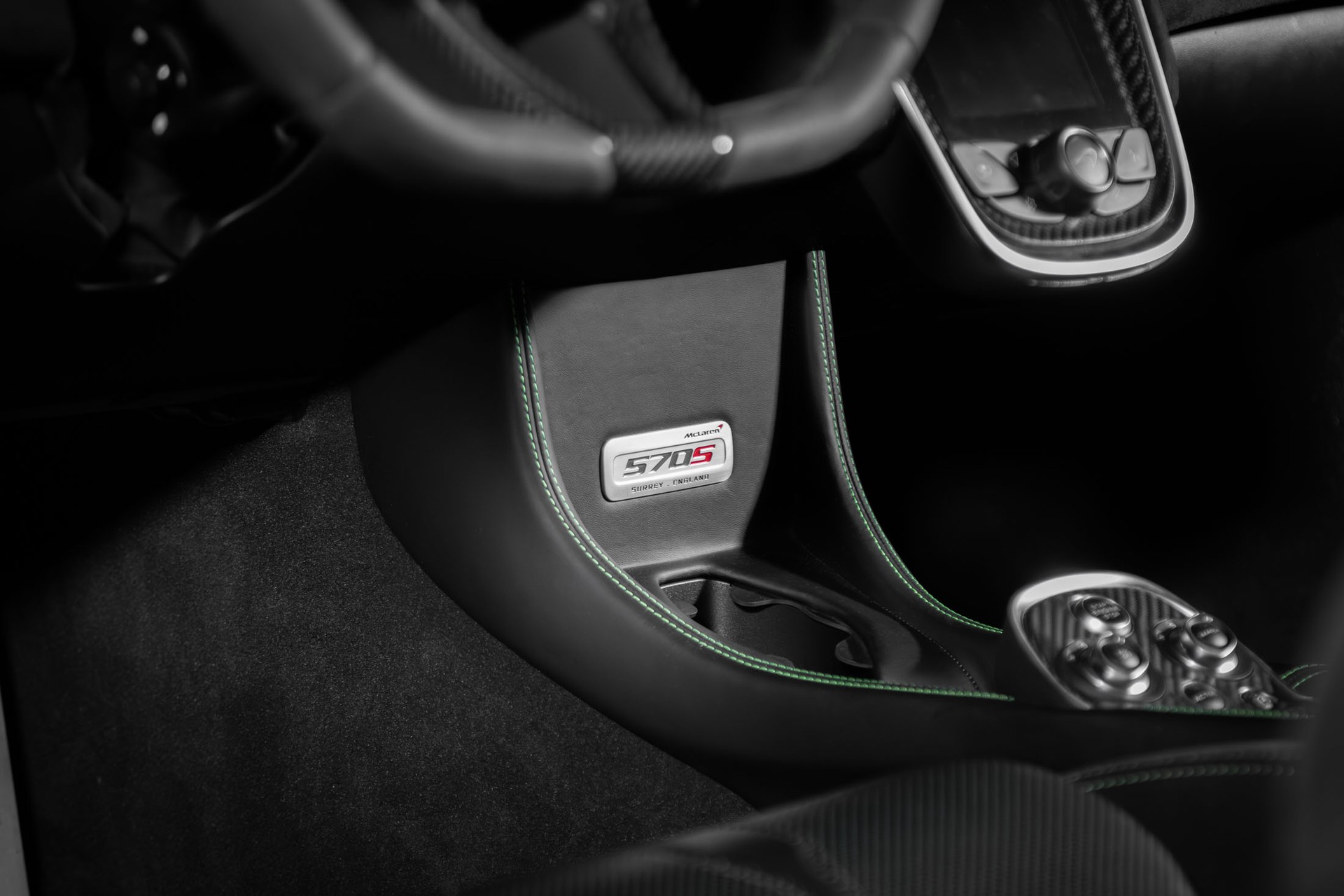 McLAREN 570S Coupé 3.8 V8 SSG-image-21