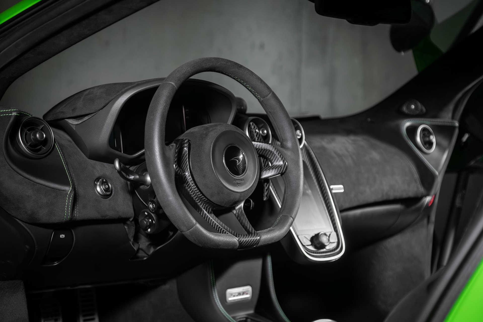 McLAREN 570S Coupé 3.8 V8 SSG-image-19