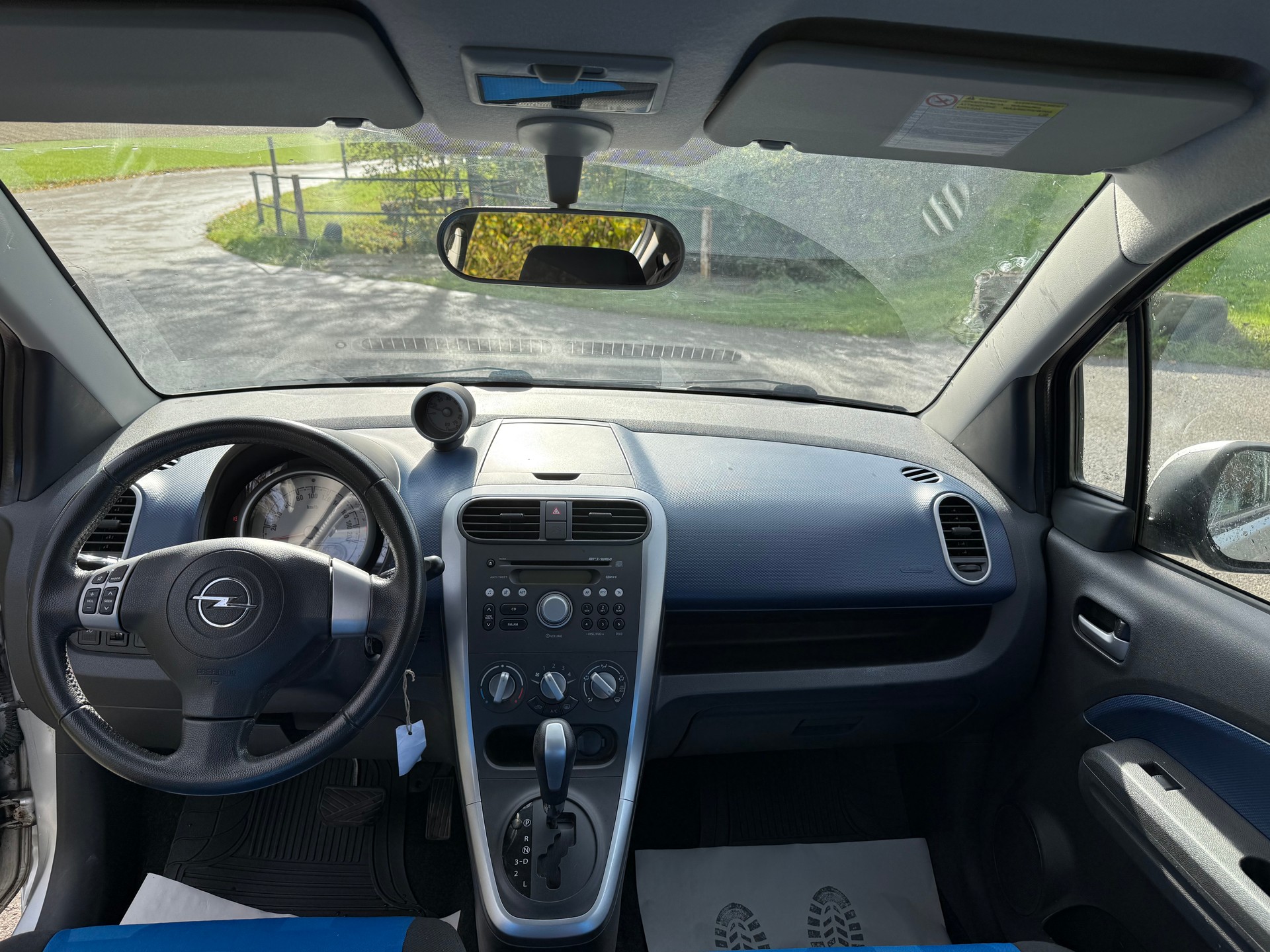 OPEL Agila 1.2 Enjoy Automatic-image-7