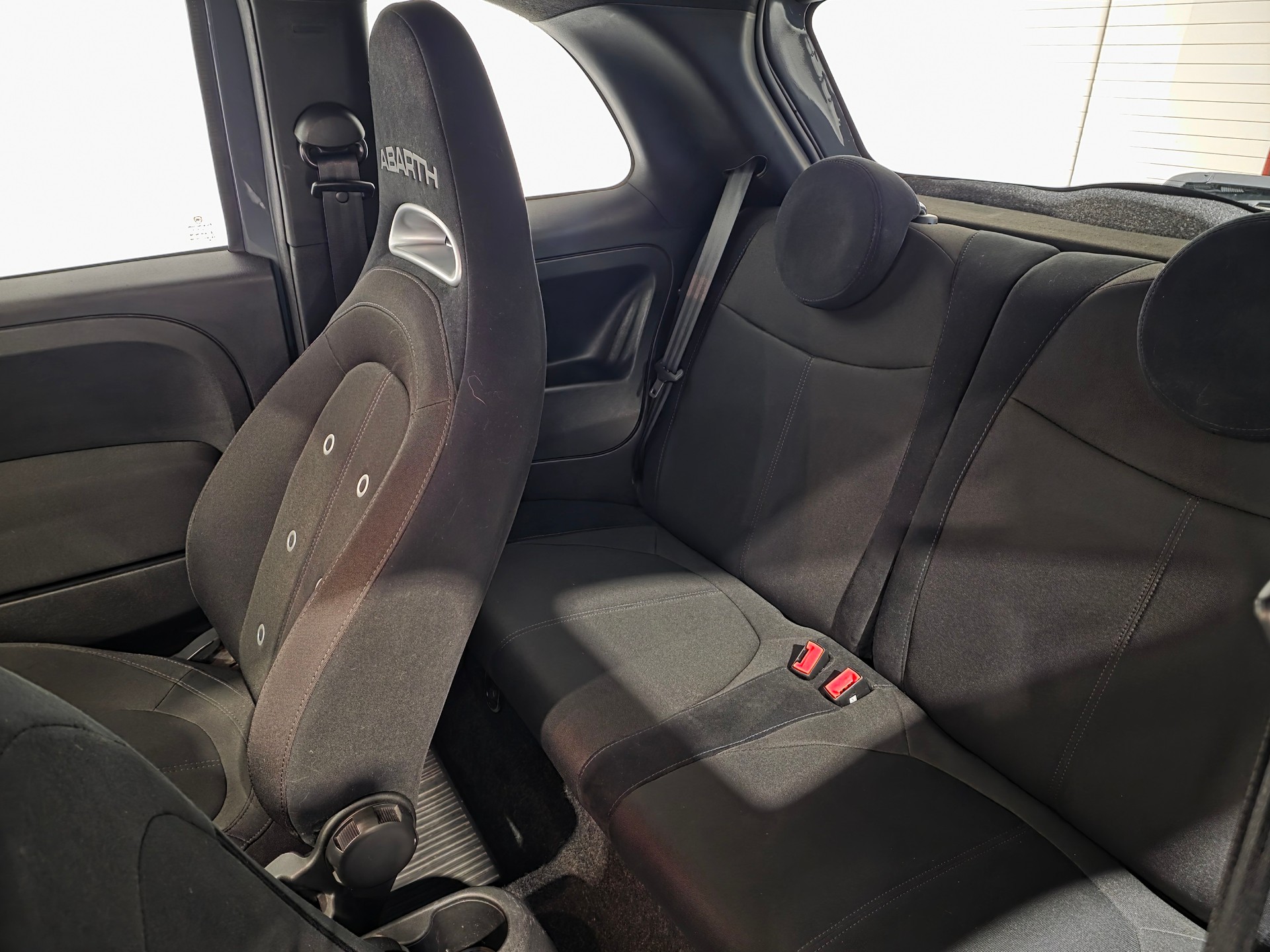 FIAT 595 1.4 16V Turbo Abarth-image-10