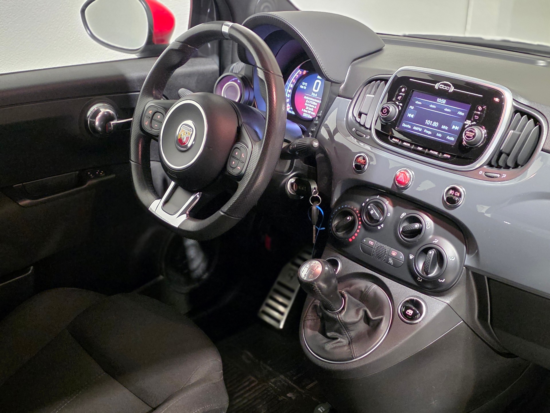 FIAT 595 1.4 16V Turbo Abarth-image-13