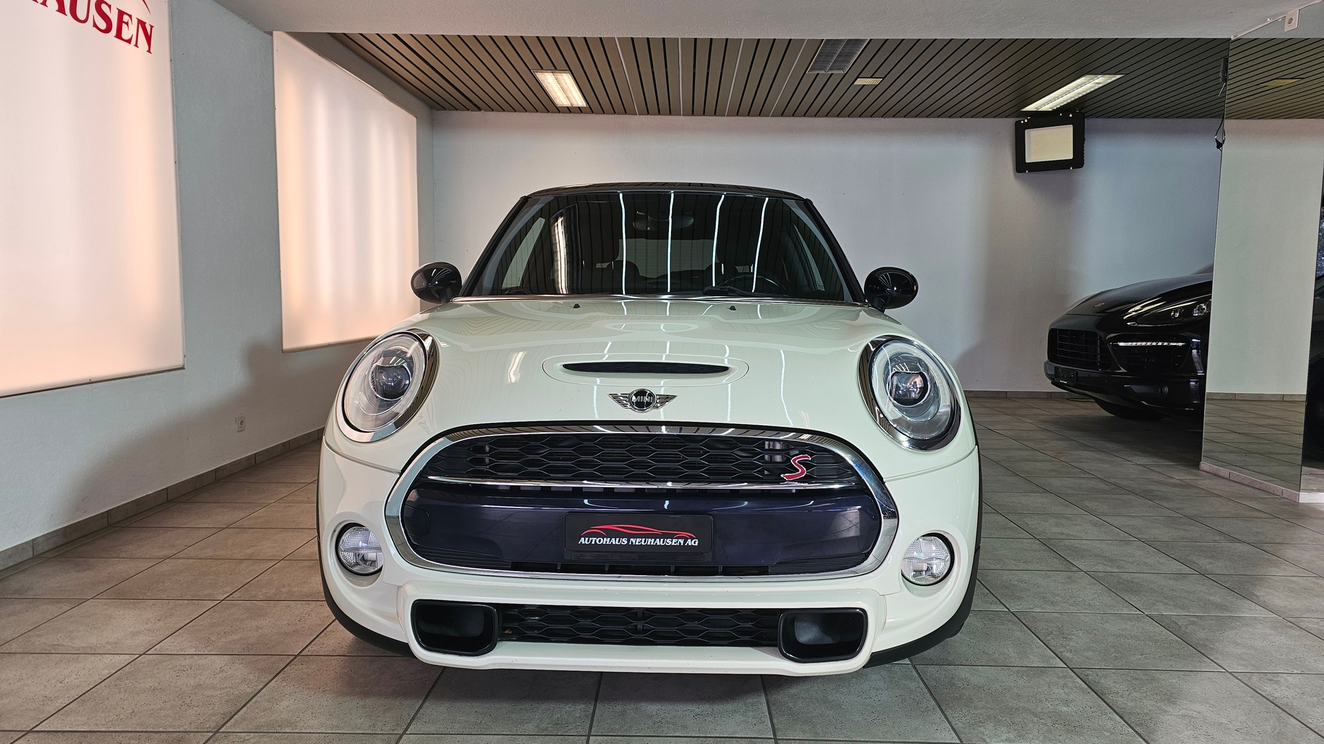 MINI Cooper S, FAHRZEUG IN EINEM TOP ZUSTAND, KLEINER STADTFLITZER, FRISCH AB MFK, 8-FACH BEREIFT-showroom-element-1