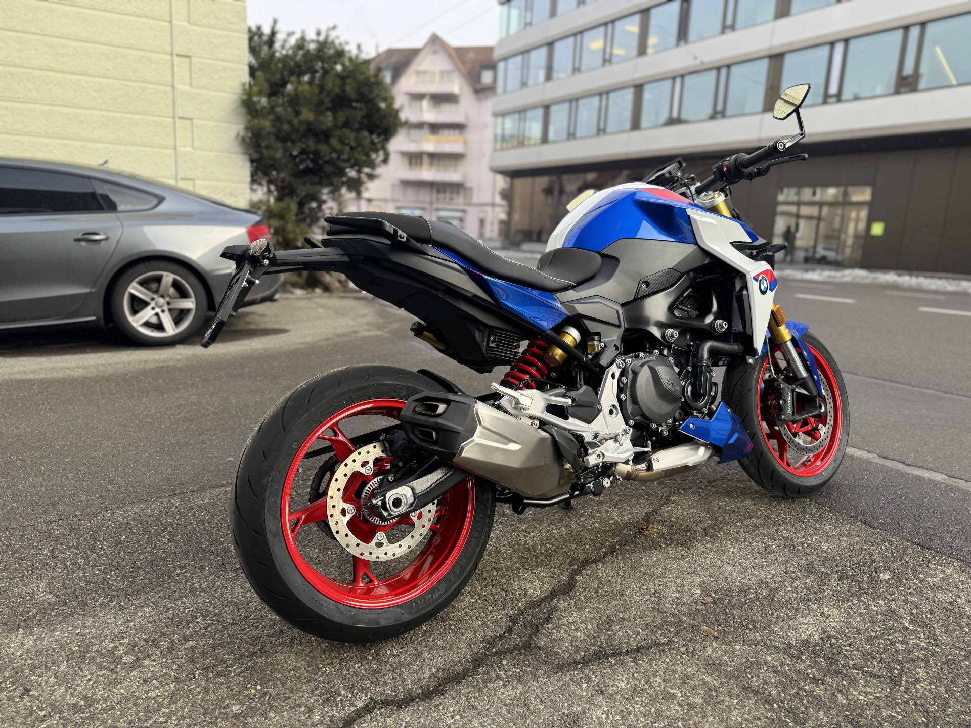 BMW F 900 R-image-3