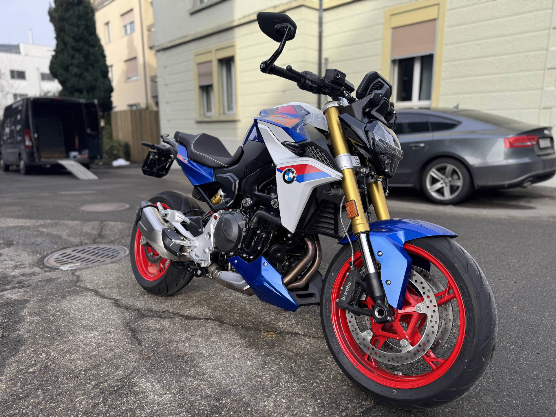 BMW F 900 R-image-5