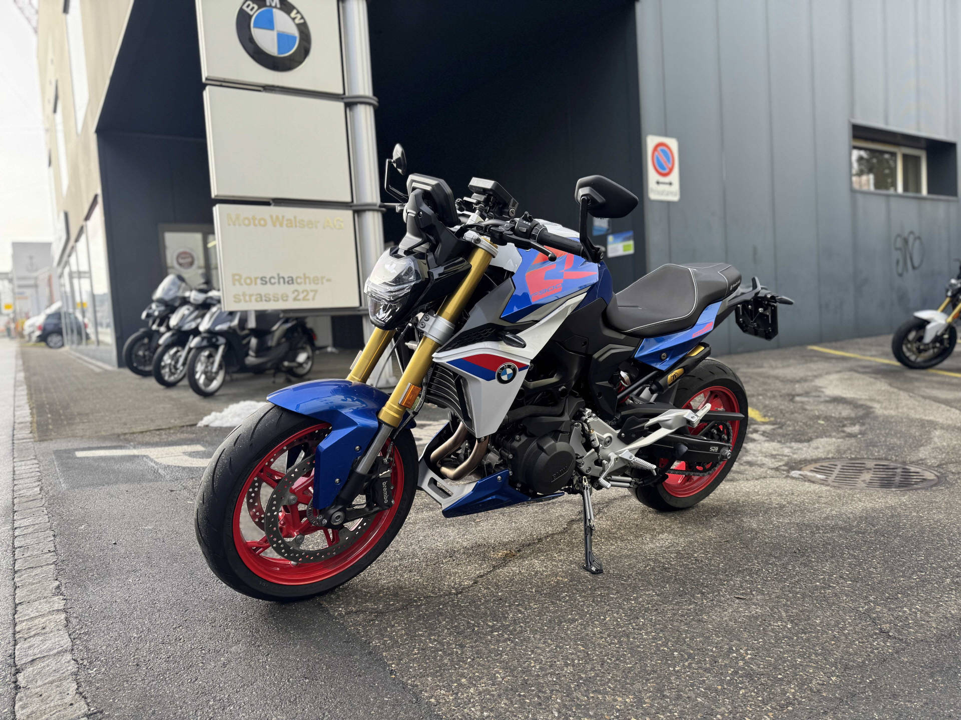 BMW F 900 R-image-0