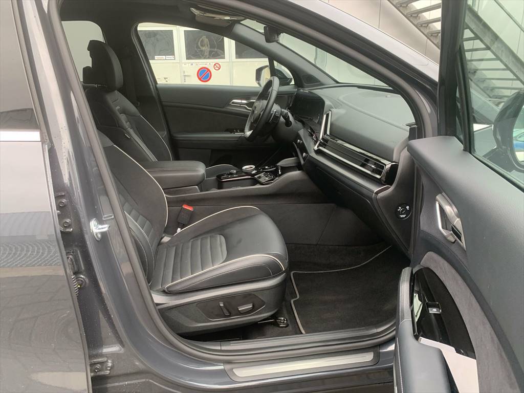 KIA Sportage 1.6 T-GDi MHEV DCT 4x4 GT-Line-image-5