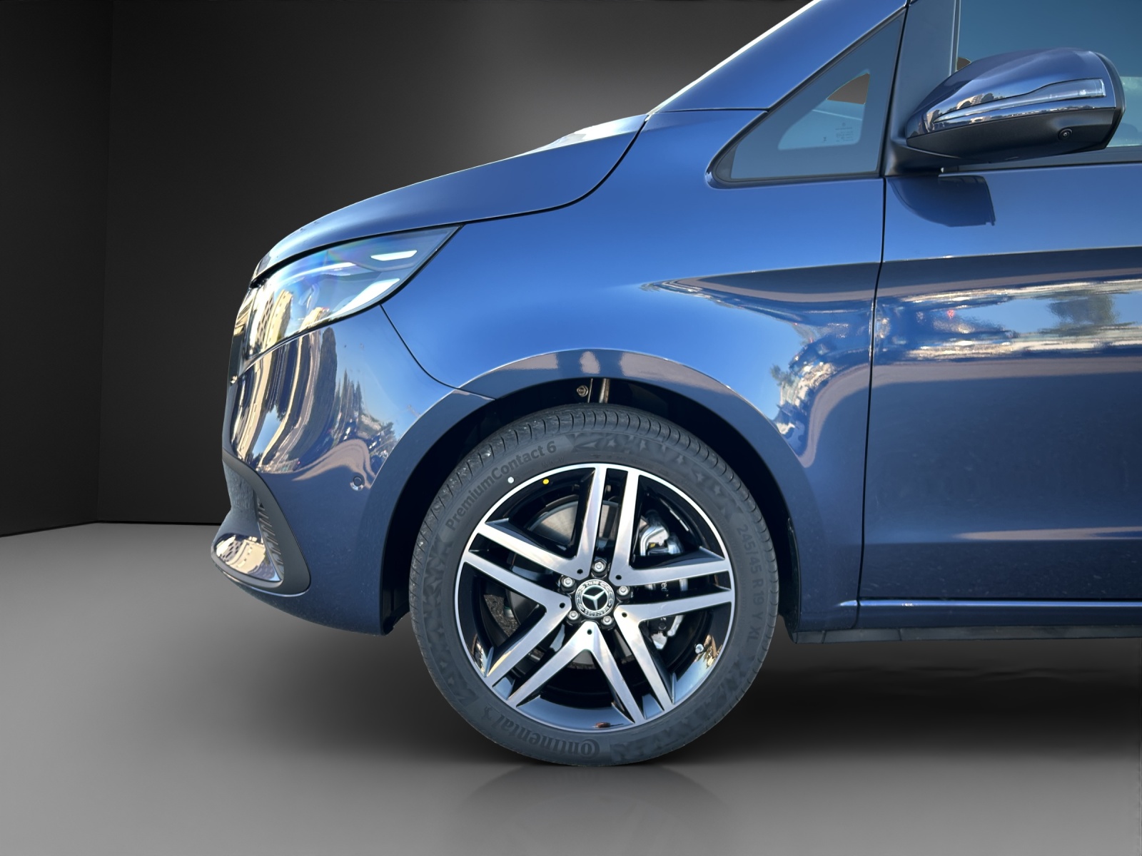 MERCEDES-BENZ V 300 d lang 4Matic 9G-Tronic-image-11