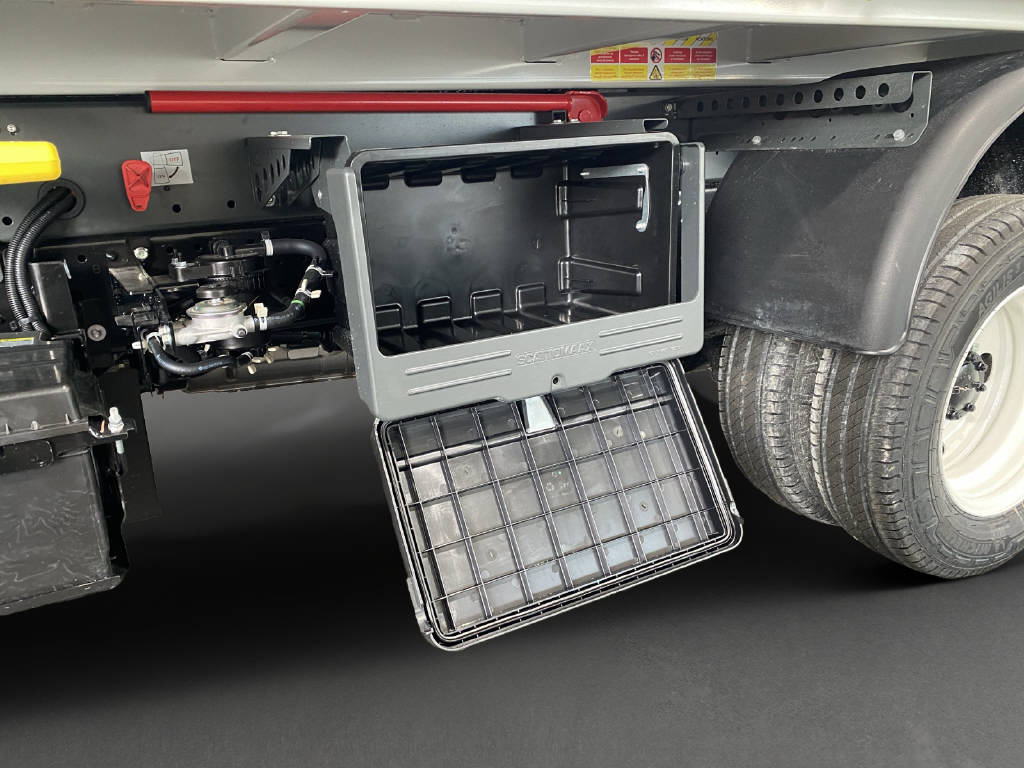ISUZU M27 E DR 3.0 Ddi Generation 2 Scattolini Kipper-image-15