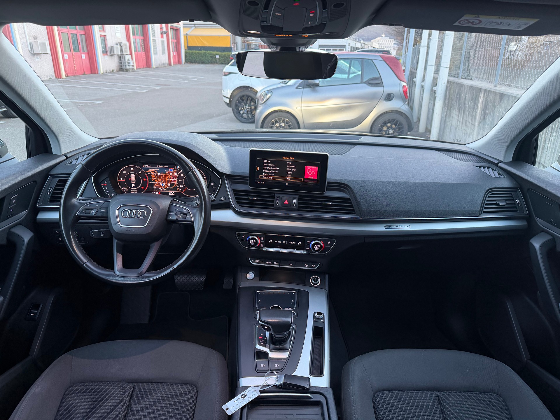 AUDI Q5 2.0 TDI quattro S-tronic-image-5