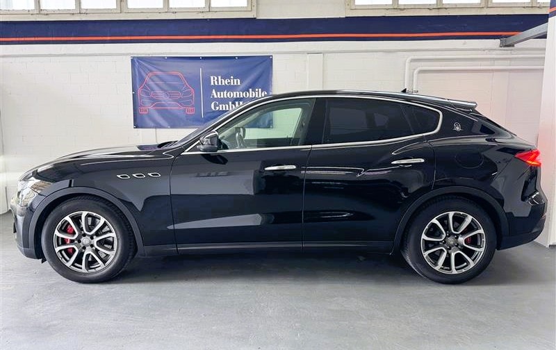 MASERATI Levante S Granlusso-image-2