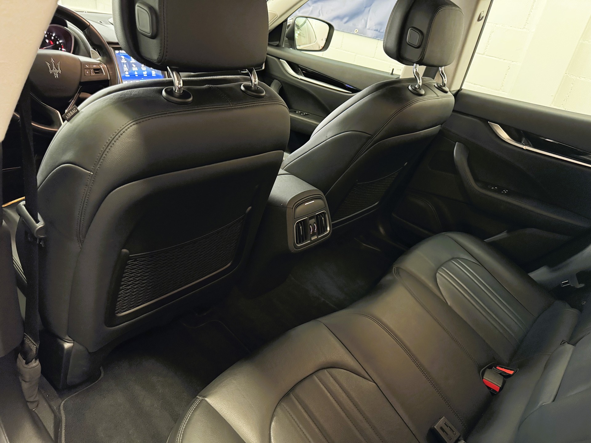 MASERATI Levante S Granlusso-image-12