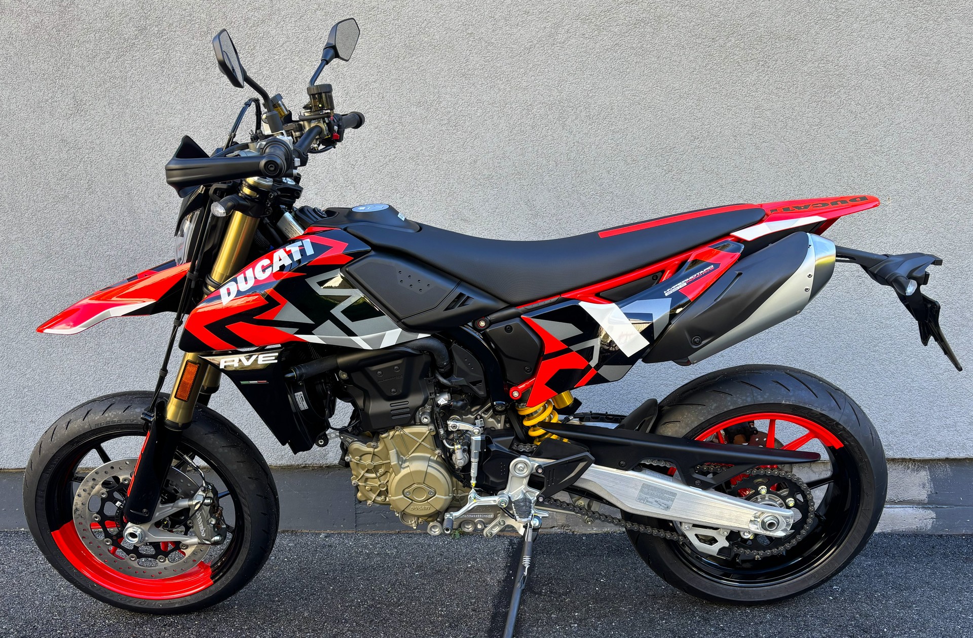 DUCATI Hypermotard 698 Mono RVE-image-3