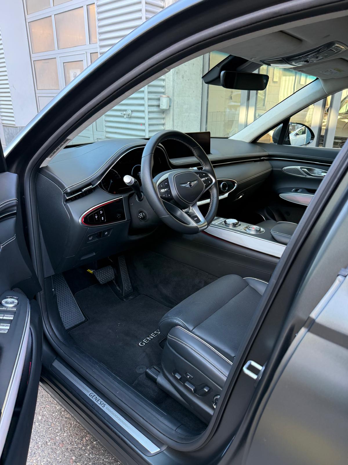 GENESIS GV70 Dual Motor Sport AWD-image-7
