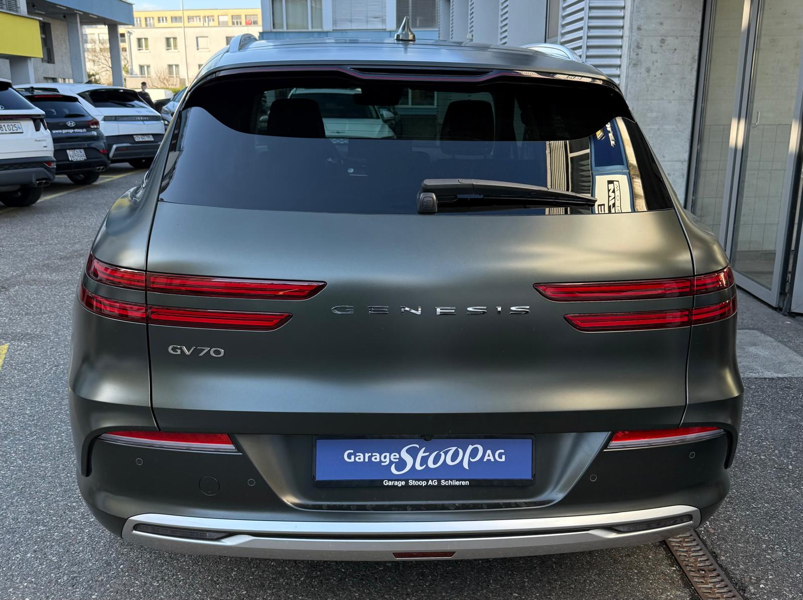 GENESIS GV70 Dual Motor Sport AWD-image-3