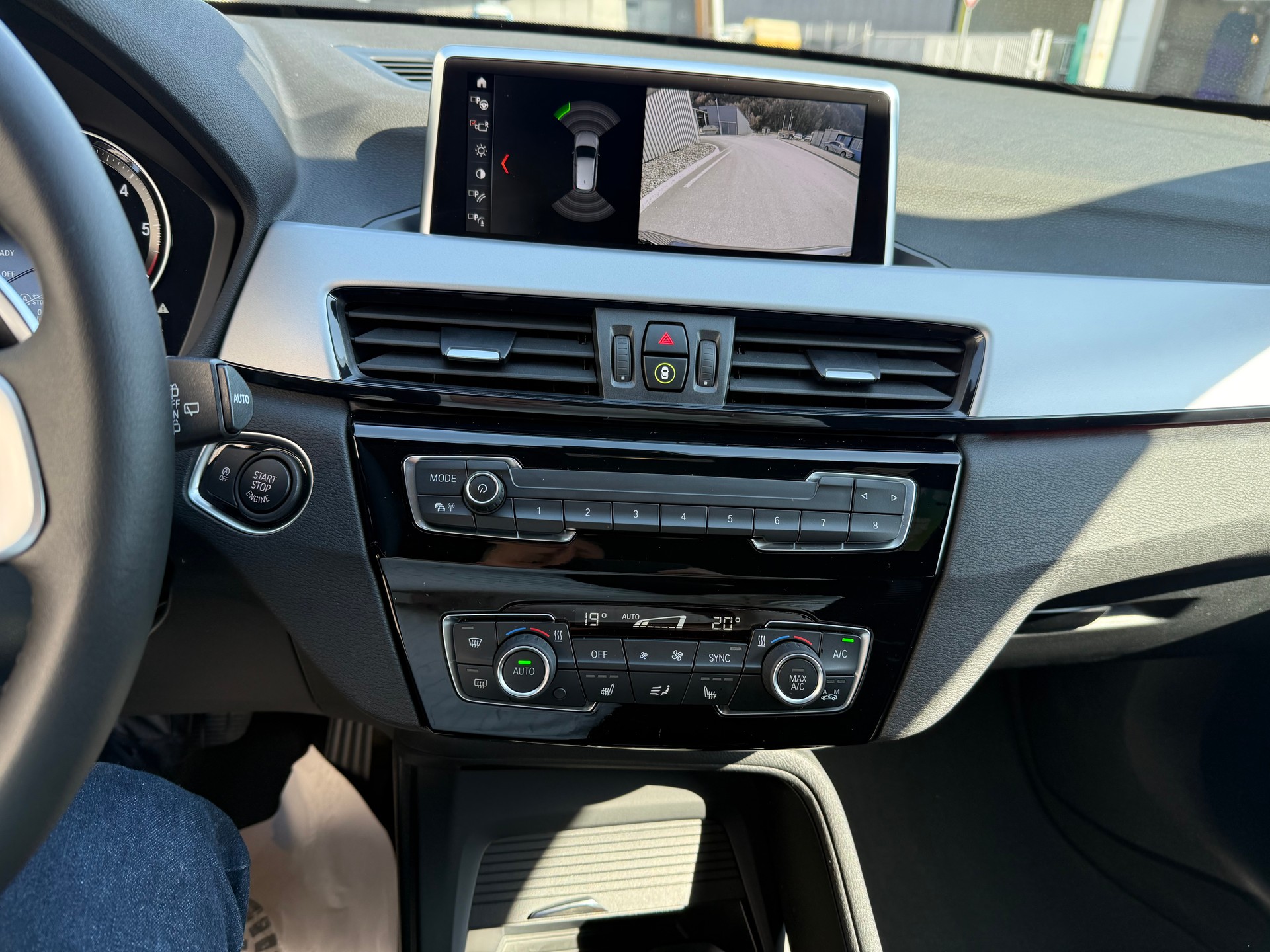 BMW X1 xDrive 18d xLine Steptronic 1350 Kilomètres CERTIFIÉS-image-19