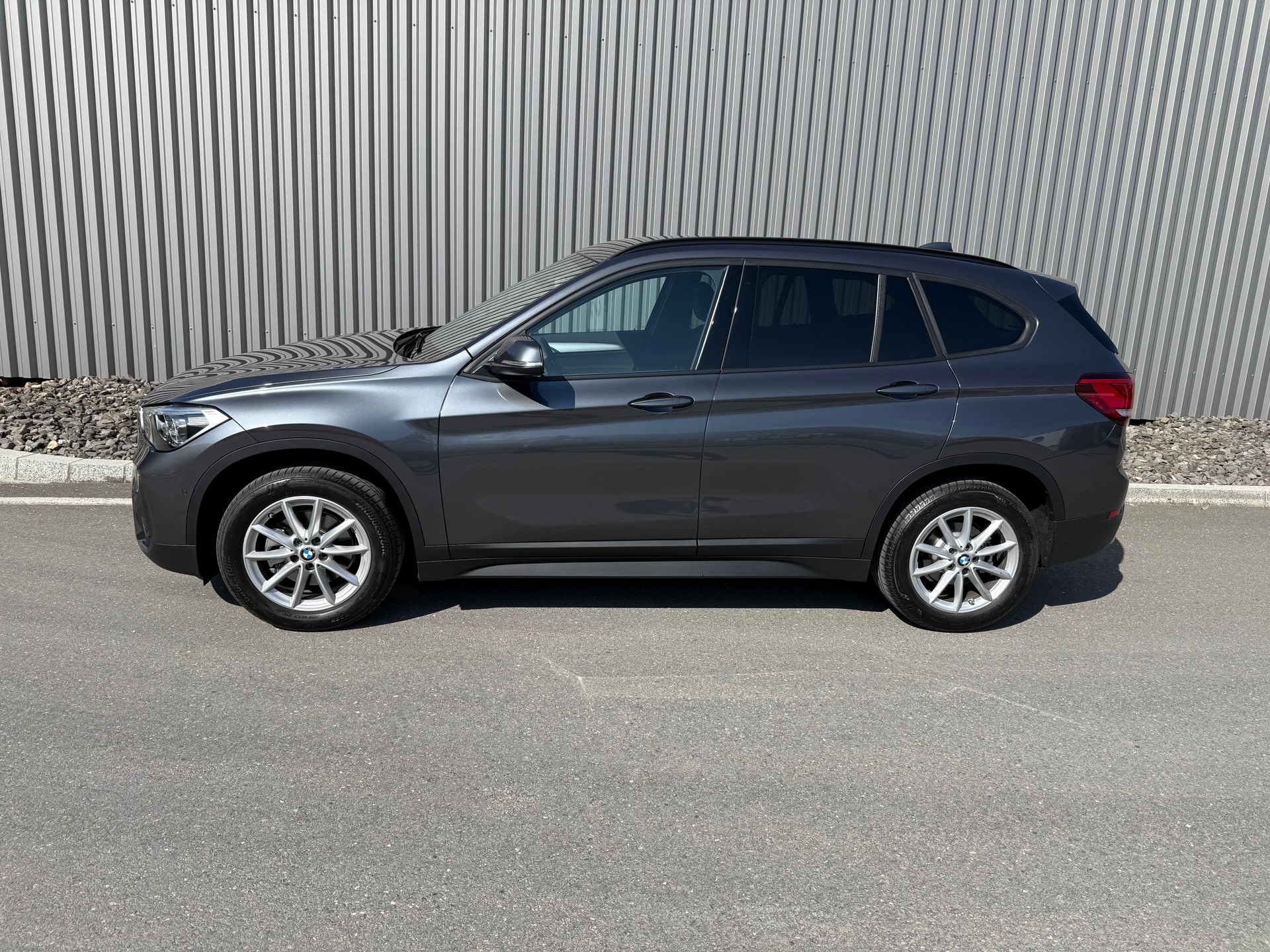 BMW X1 xDrive 18d xLine Steptronic 1350 Kilomètres CERTIFIÉS-image-1