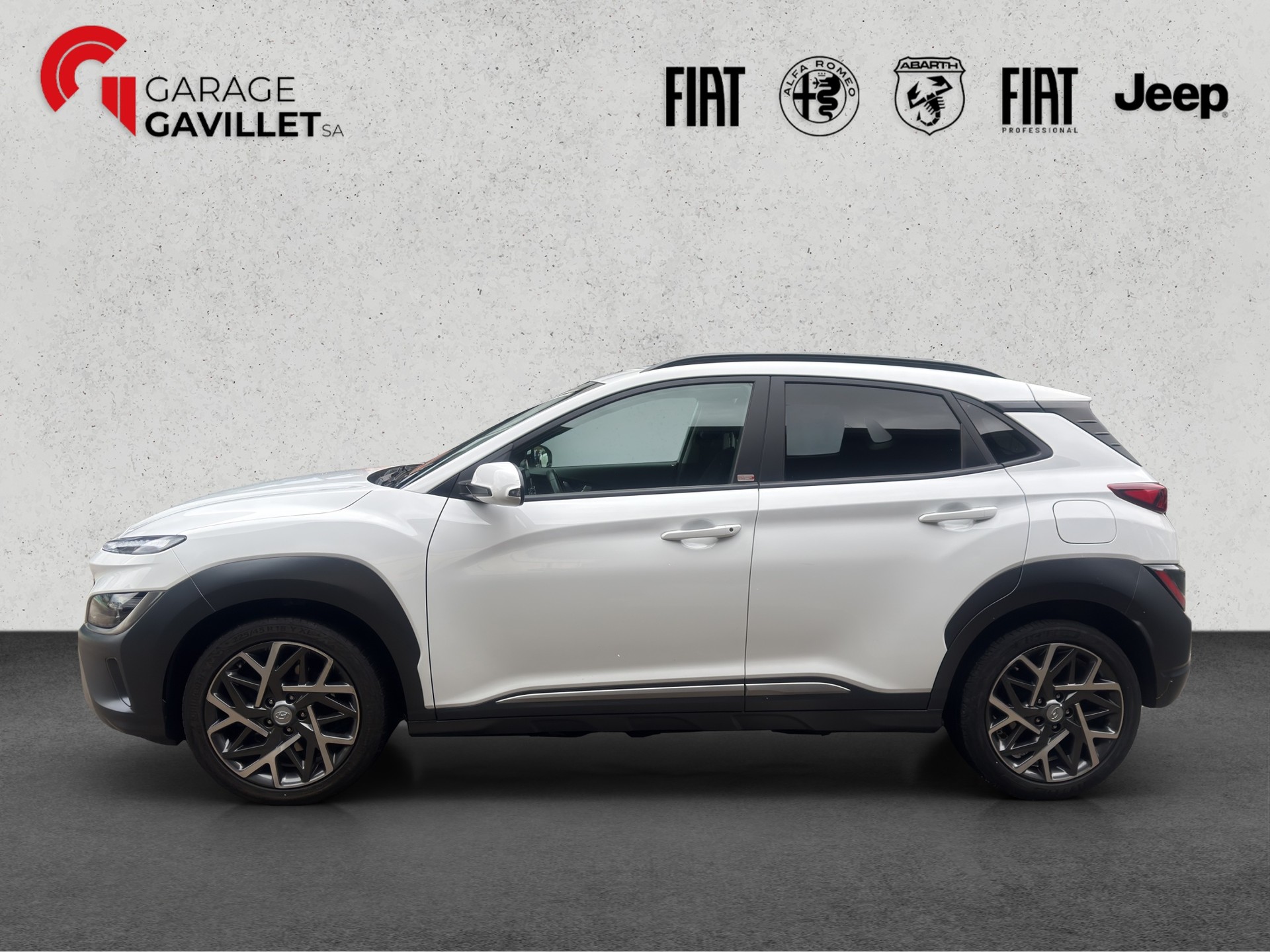 HYUNDAI Kona 1.6 GDi Hybrid Amplia-image-2