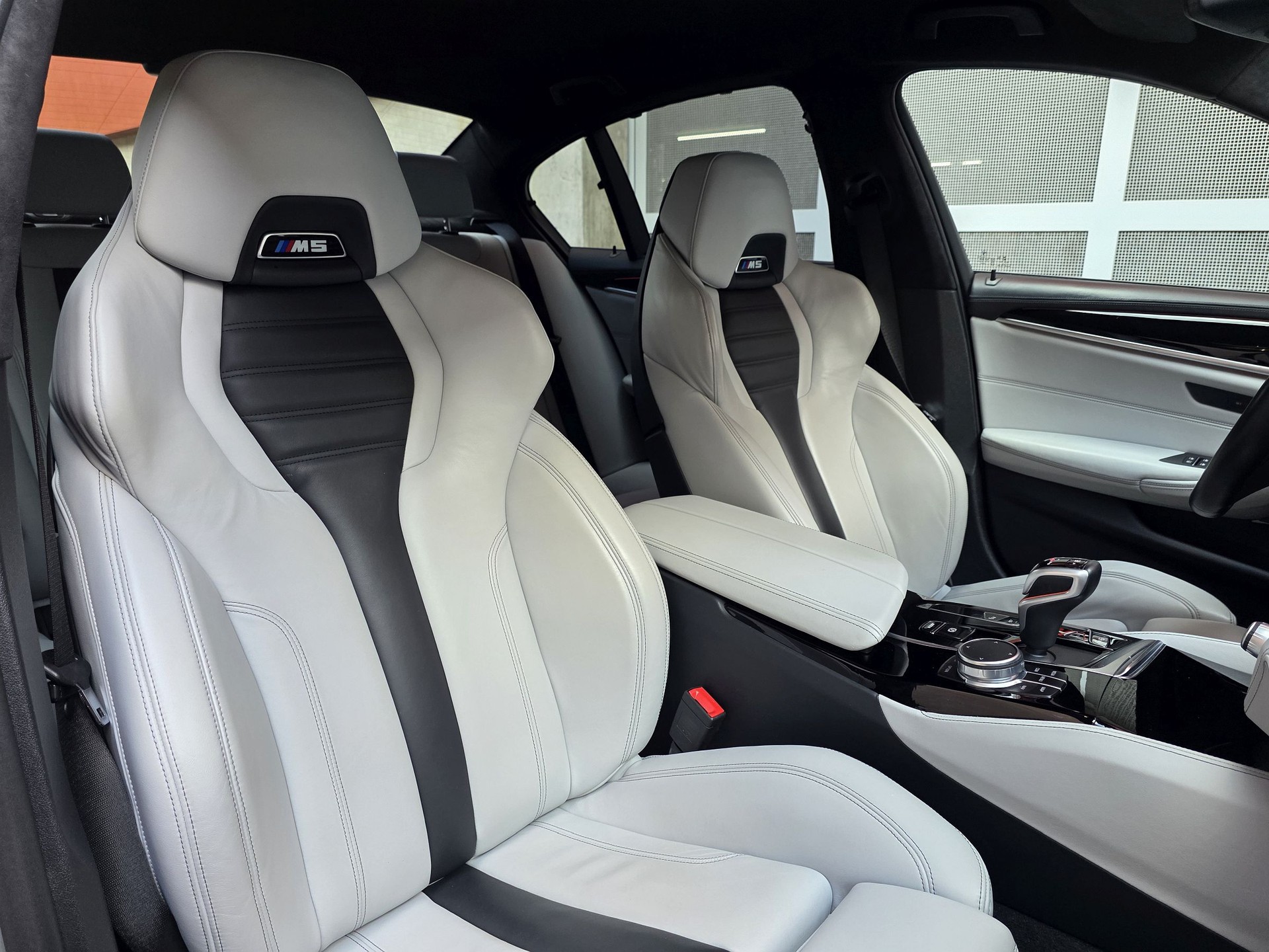 BMW M5 xDrive Drivelogic *Facelift*-image-18