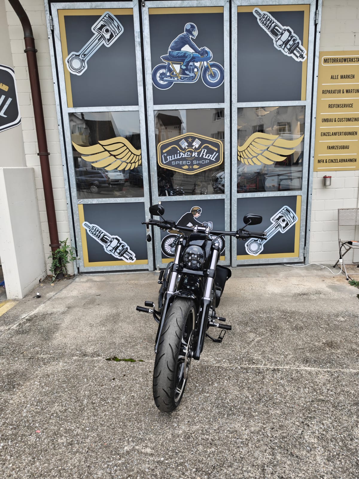 HARLEY-DAVIDSON FXBRS Breakout 114 ABS-image-5