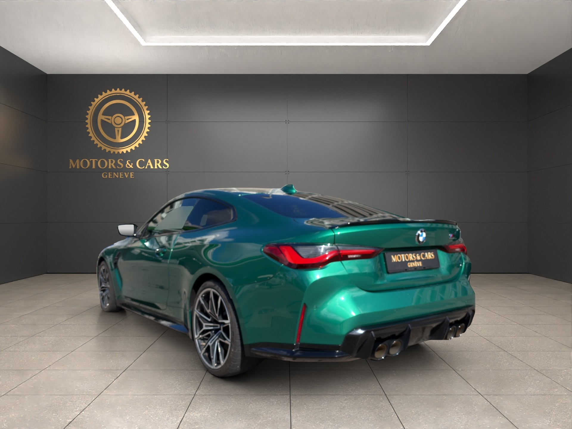 BMW M4 Coupé Competition M XDrive-showroom-element-3