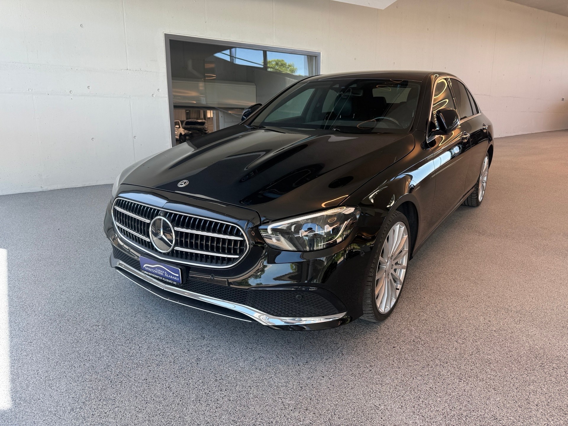 MERCEDES-BENZ E 200 4Matic Avantgarde 9G-Tronic