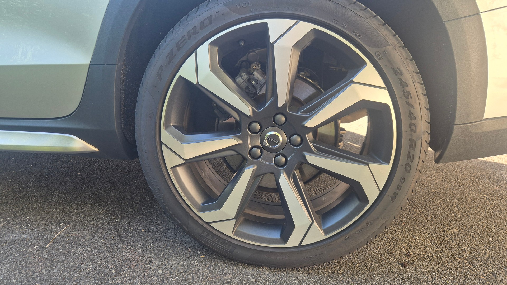 VOLVO 2.0 B4 AWD Cross Country-image-17